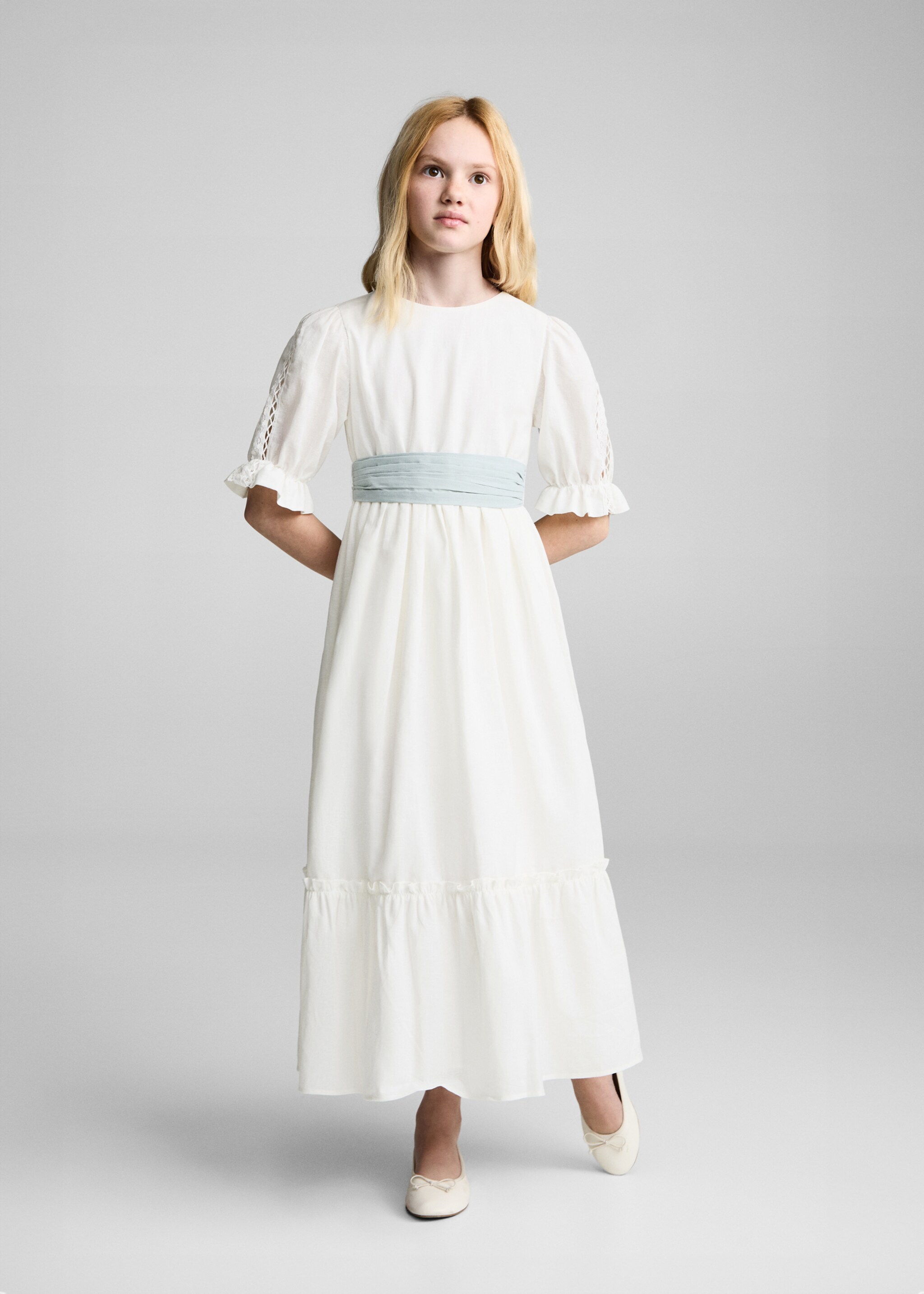 Vestit lli volant - Detall de l'article 2, Blanc. Ref: 87023638-00.