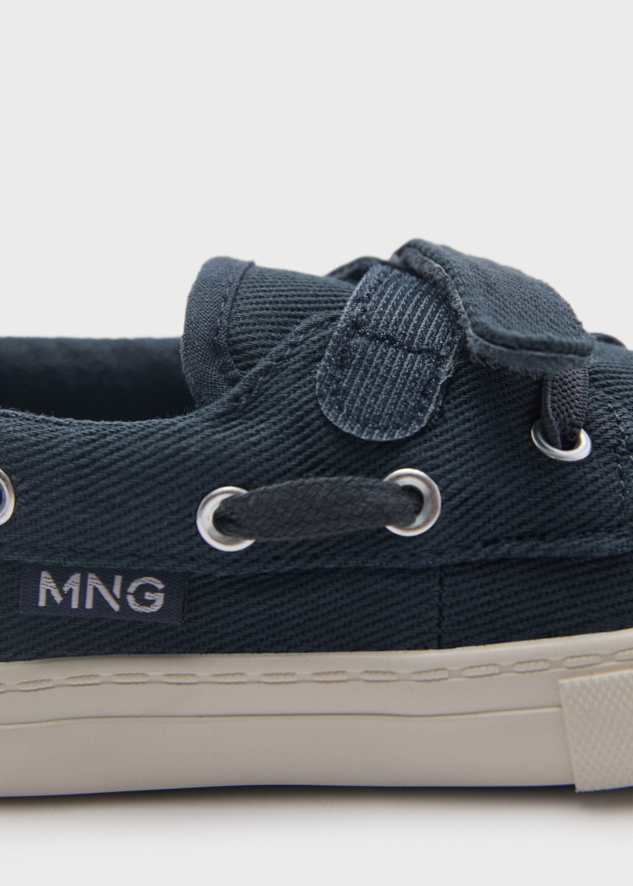 Nautical velcro trainers - Details of the article 2, Blue. Ref: 87023644-00.