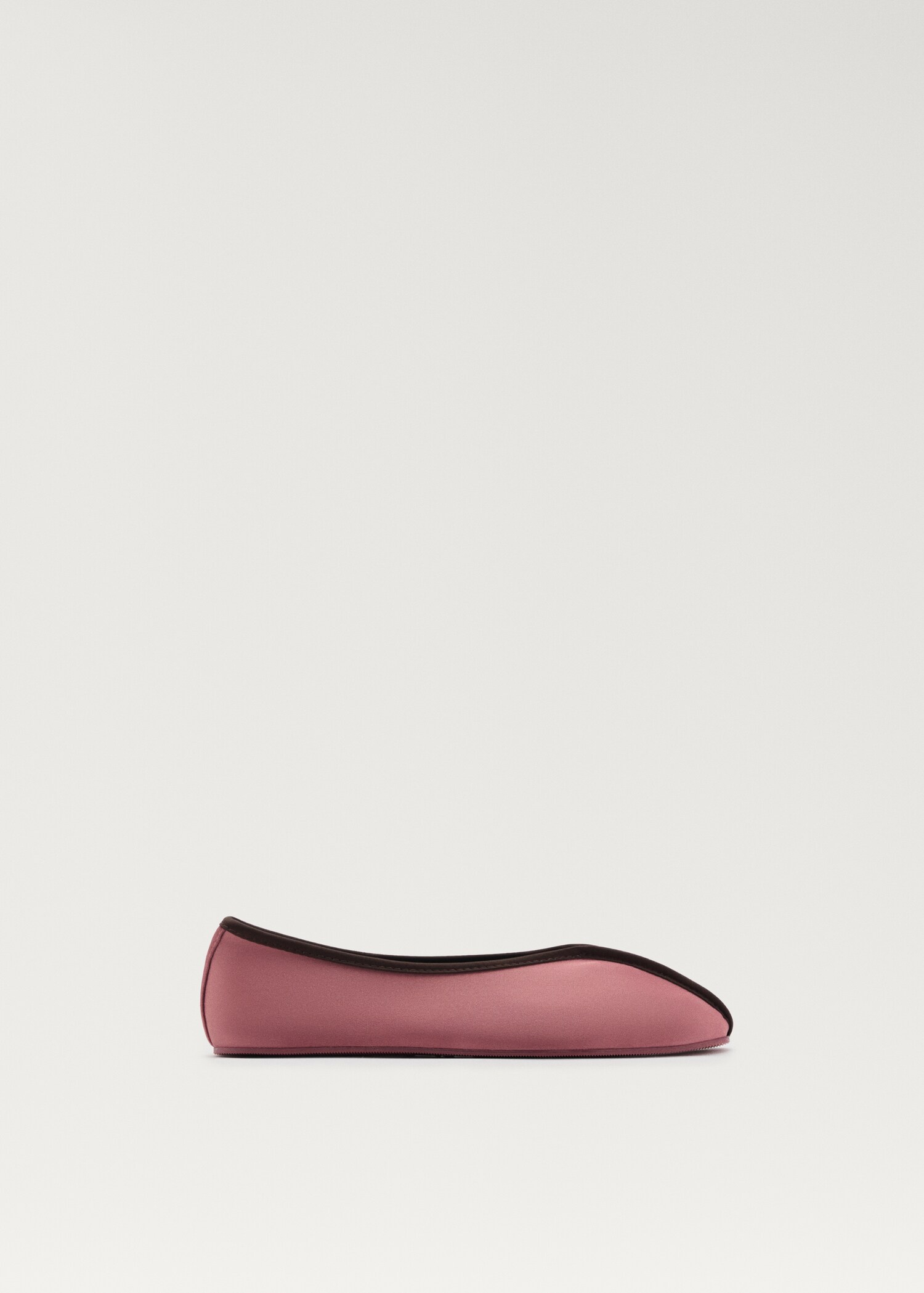 Ballerines en satin passepoil contrasté - Article sans modèle