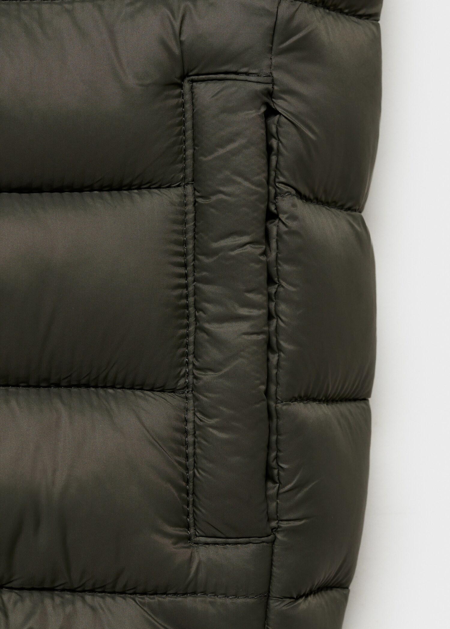 Quilted gilet - Details of the article 0
