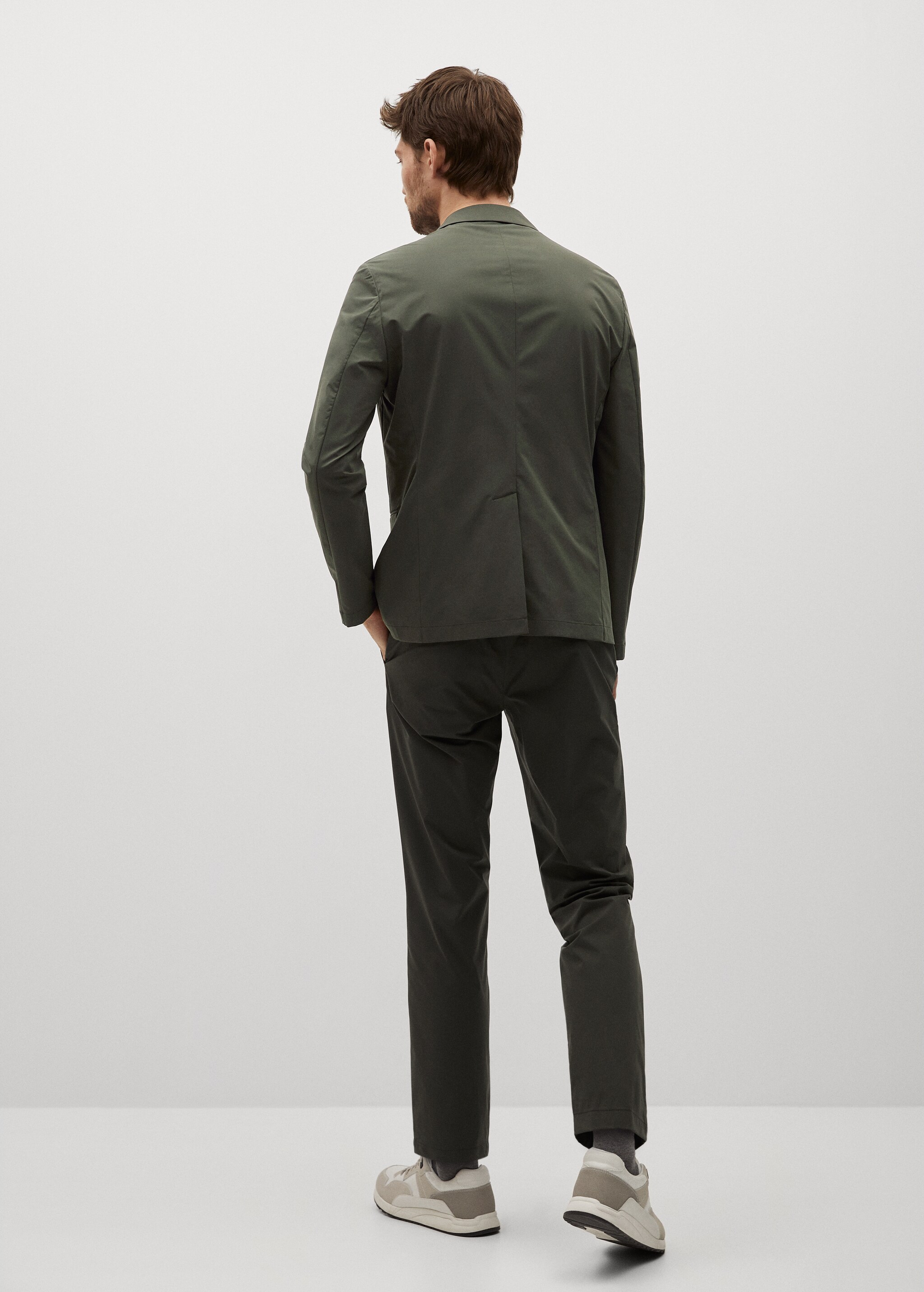 Americana slim fit empacable técnica - Reverso del artículo