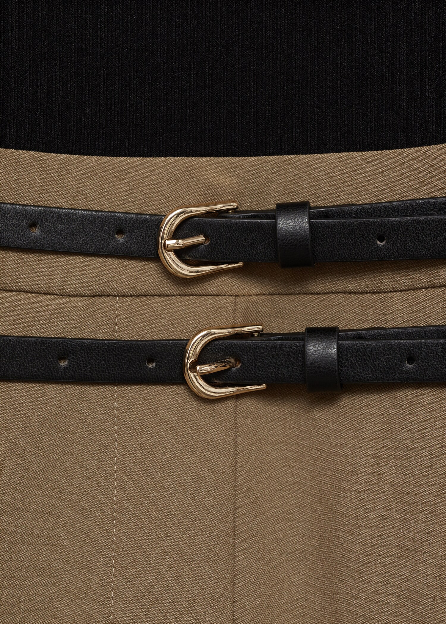Combined-fabric jumpsuit with belt - Details of the article 8