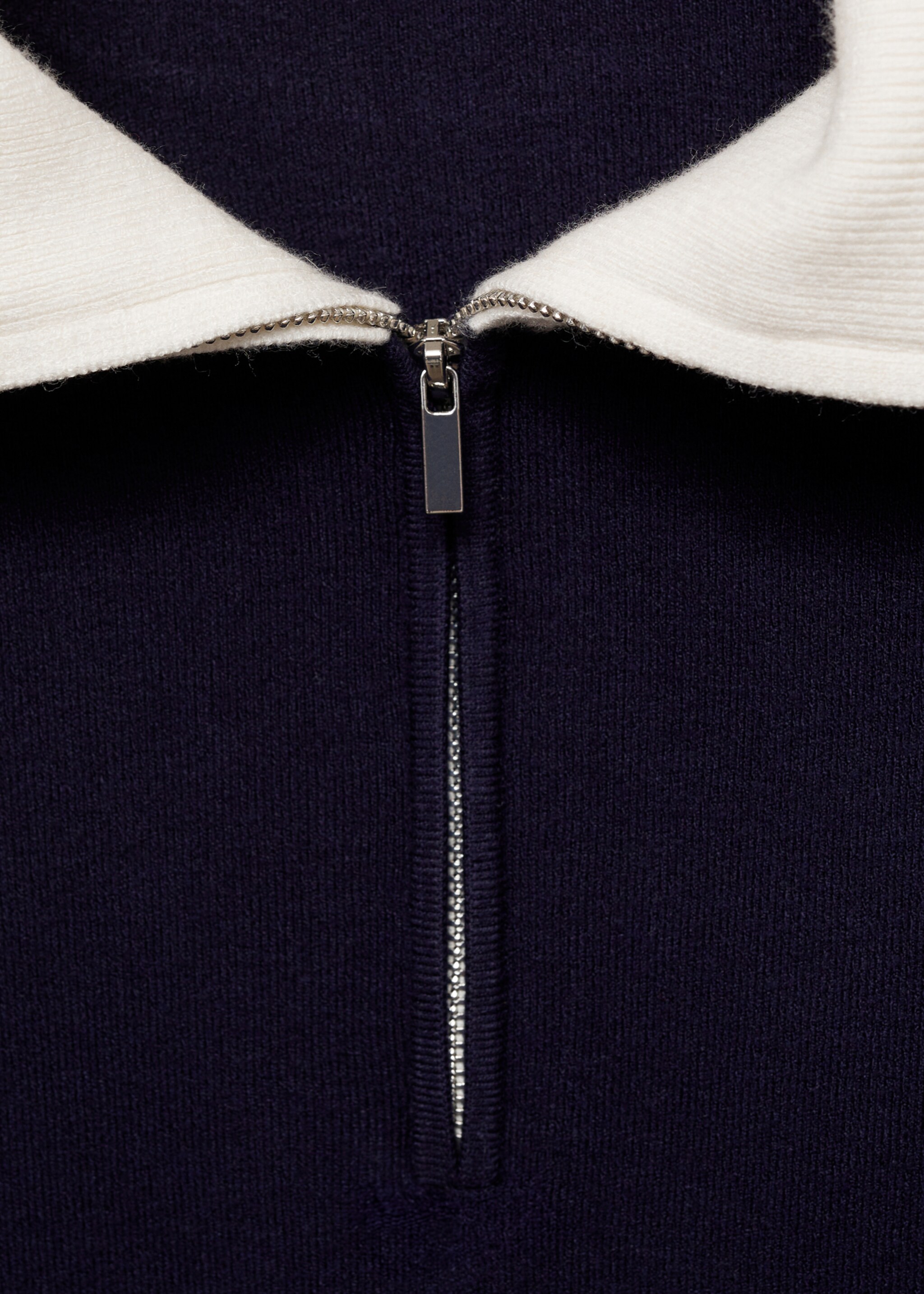 Knitted sweater with contrasting collar - Details of the article 8, Dark Navy. Ref: 87024077-00.