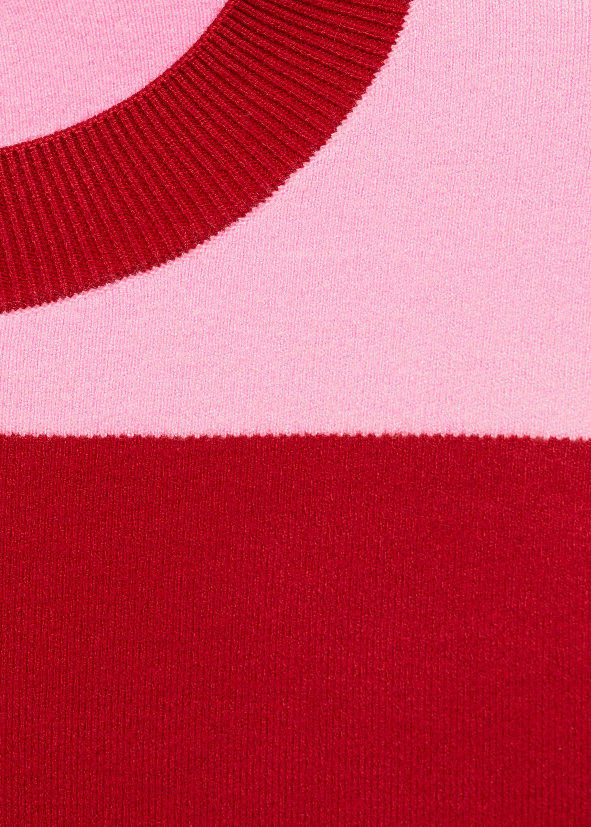 Gestreepte trui met ronde hals - Detail van het artikel 8, Rood. Ref: 87024079-00.