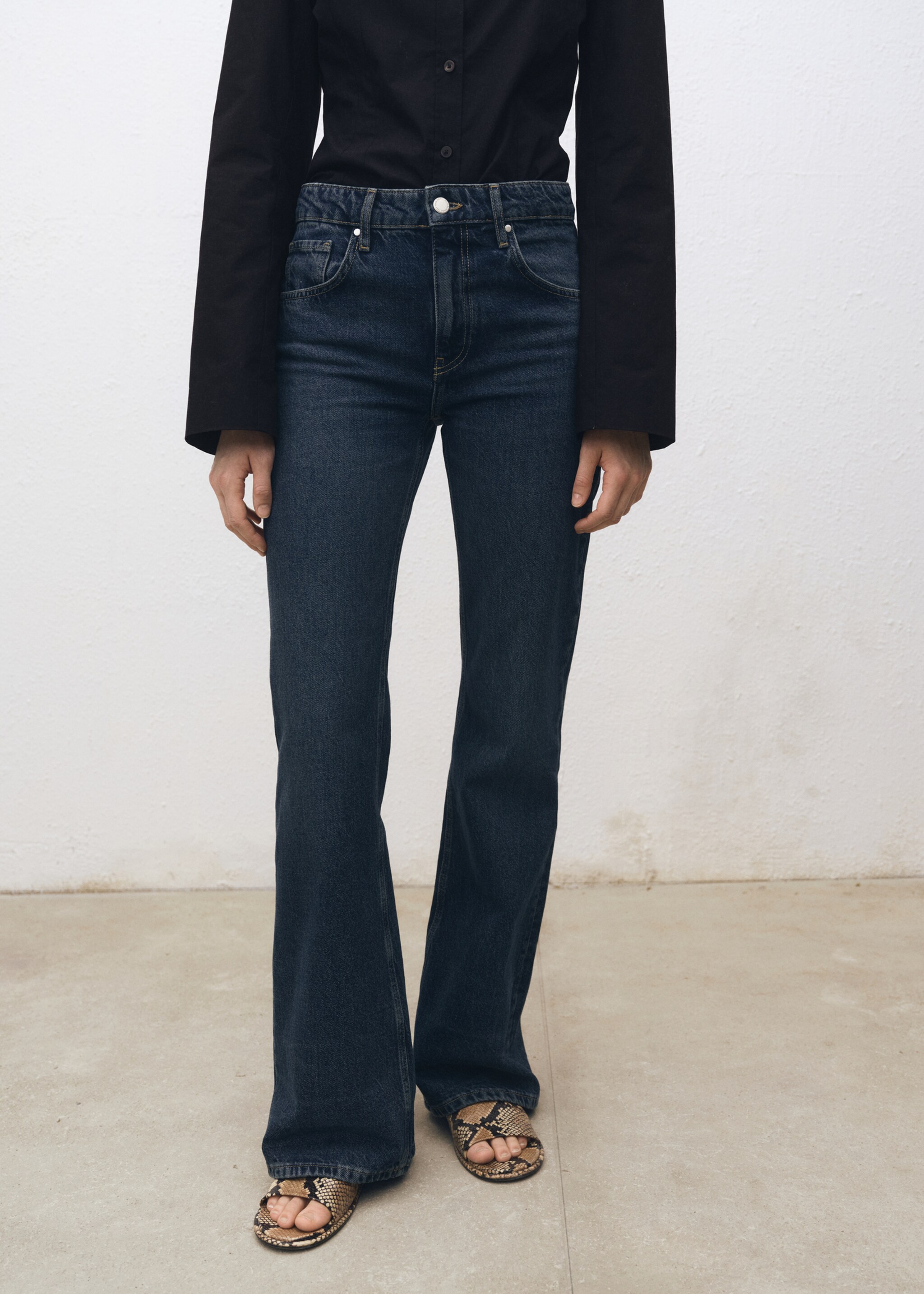 High-waist flared jeans - Medium plane, Dark Blue. Ref: 87024081-00.