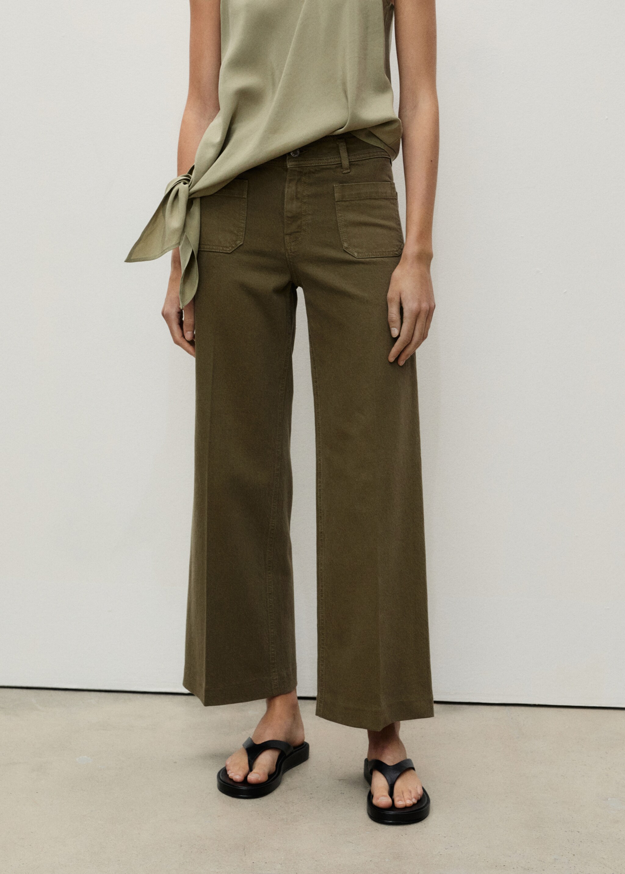 Wide leg jeans with pockets - Medium plane, Khaki. Ref: 87024084-00.