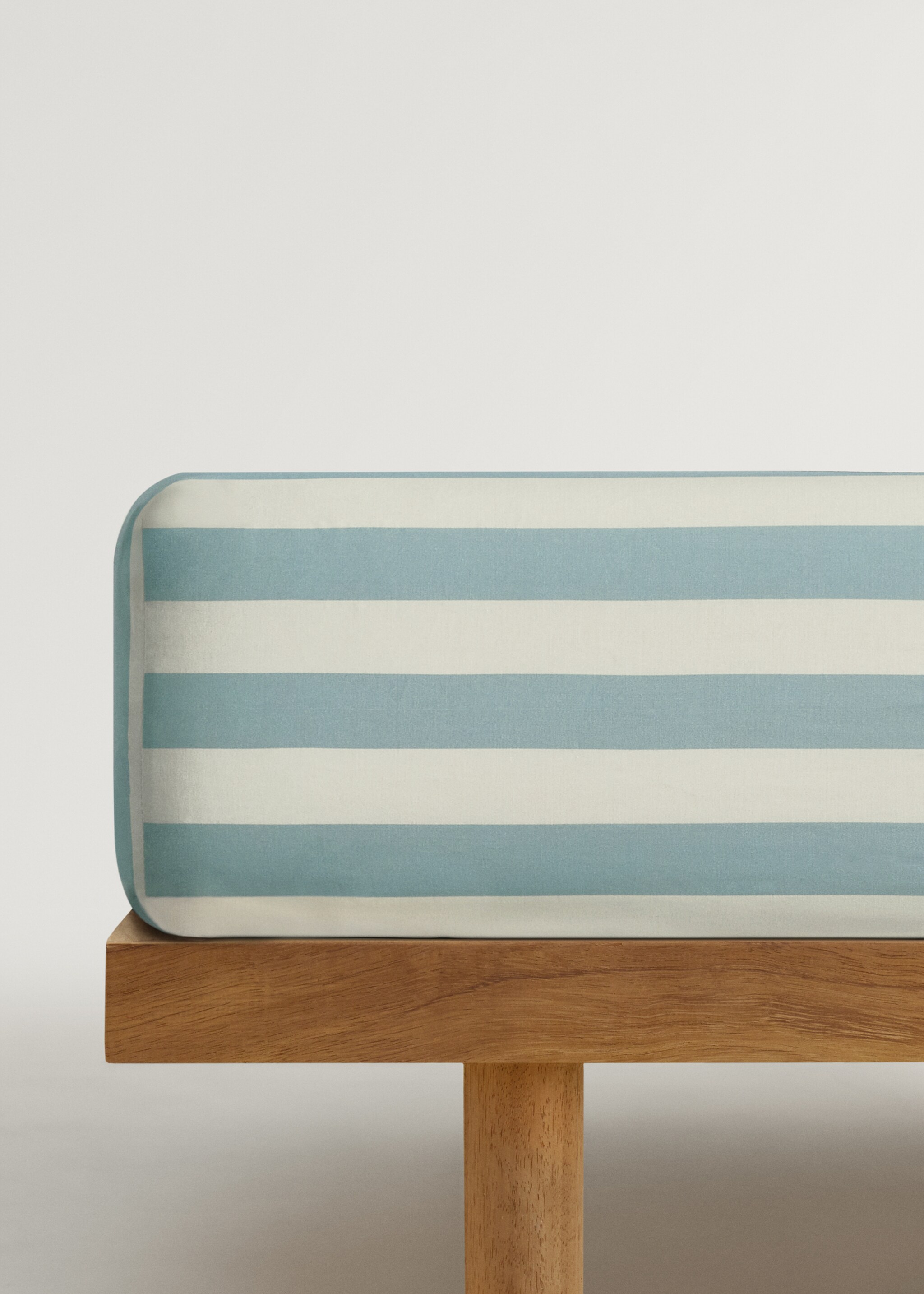 Grof gestreept hoeslaken van perkalkatoen voor kinderbed 90 cm - Artikel zonder model, Blauw. Ref: 87024088-00.