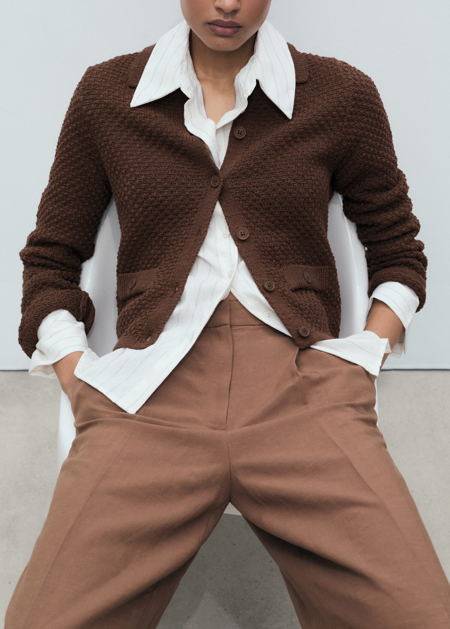 Stickad jacka med pikékrage - Detaljer om artikeln 6