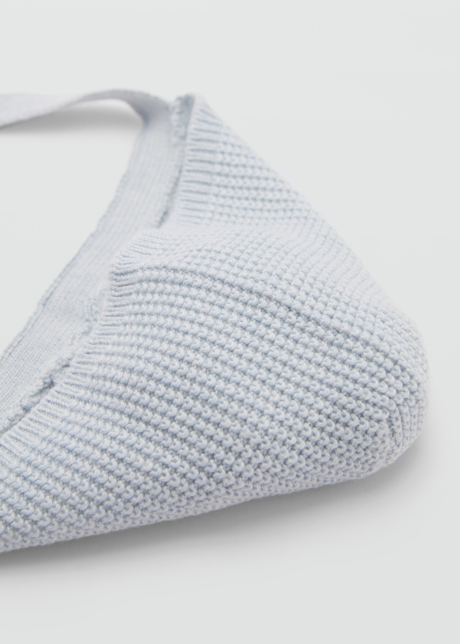 Béguin en maille - Plan moyen