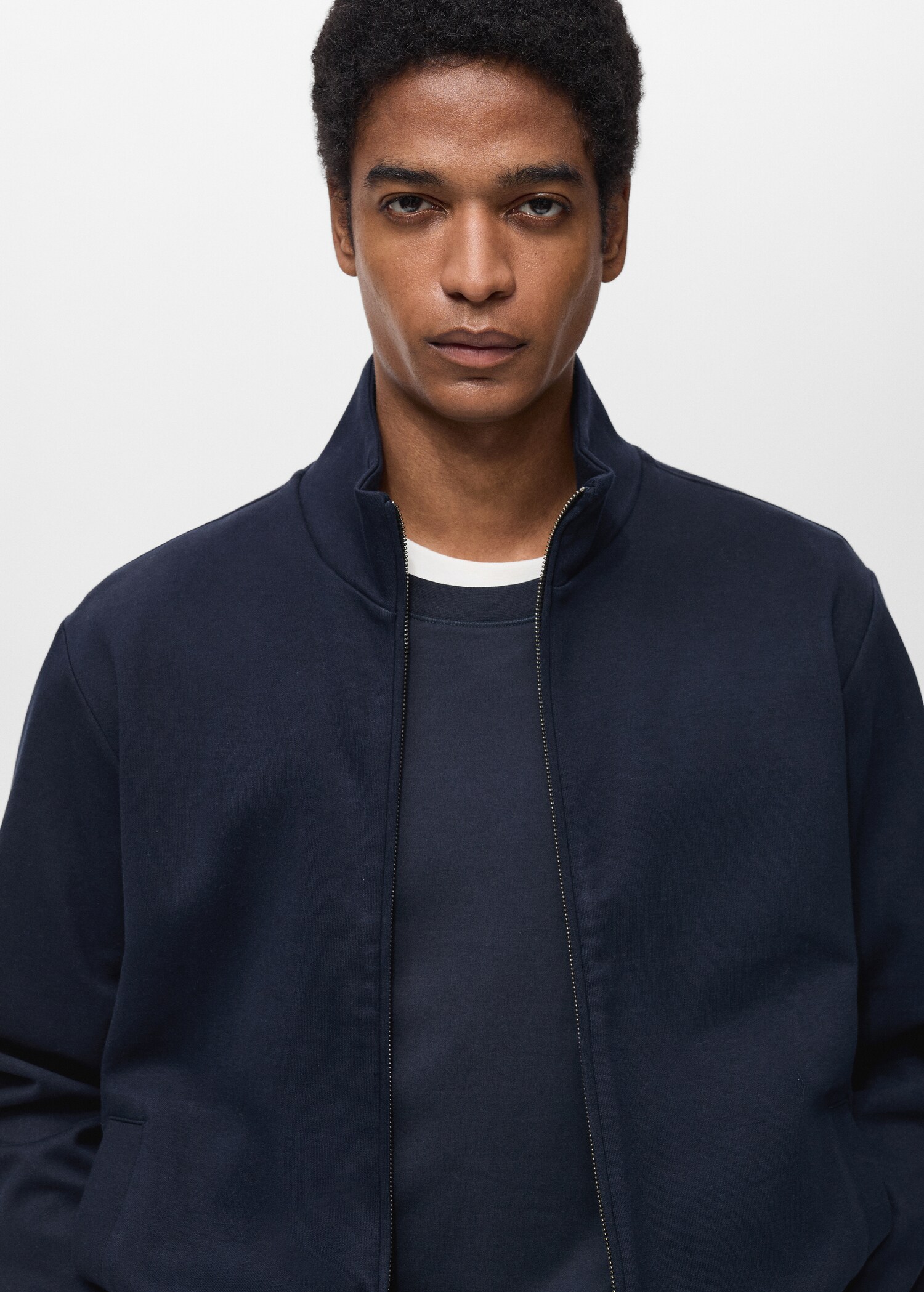 Cotton perkins-neck sweatshirt with zip - Details of the article 1