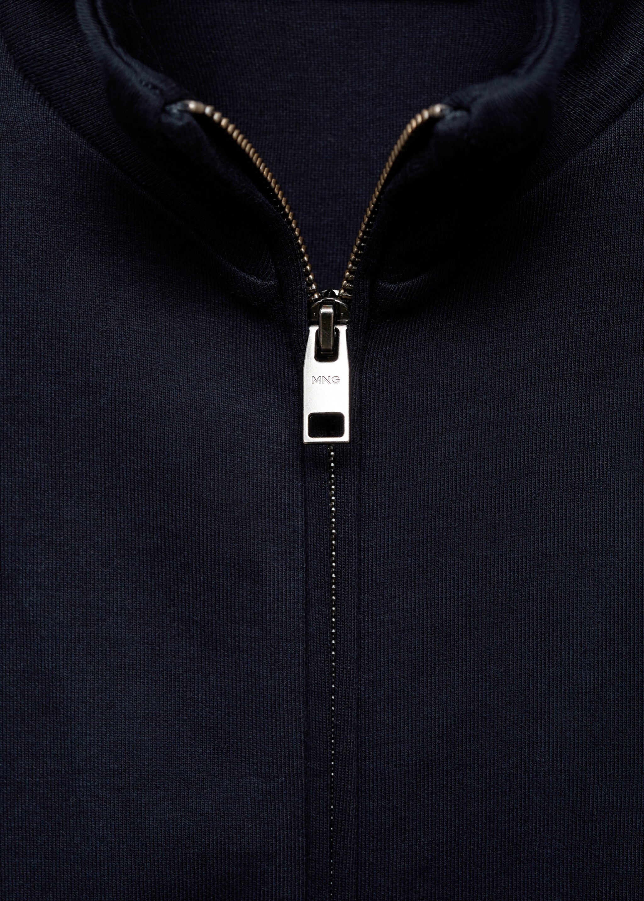 Cotton perkins-neck sweatshirt with zip - Details of the article 8, Night Blue. Ref: 87024411-00.