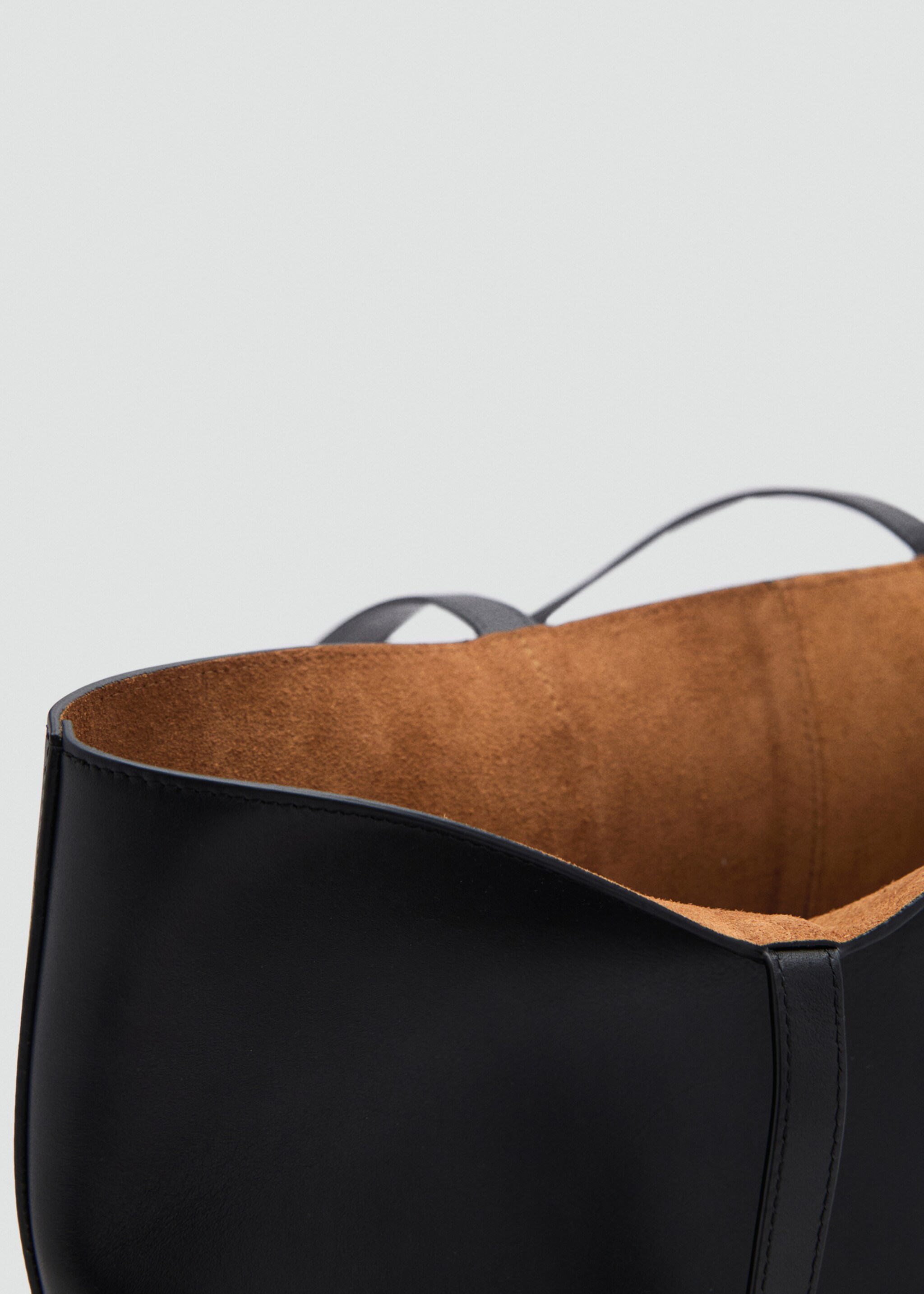Medium leather shopper bag - Details of the article 4, Black. Ref: 87024420-00.