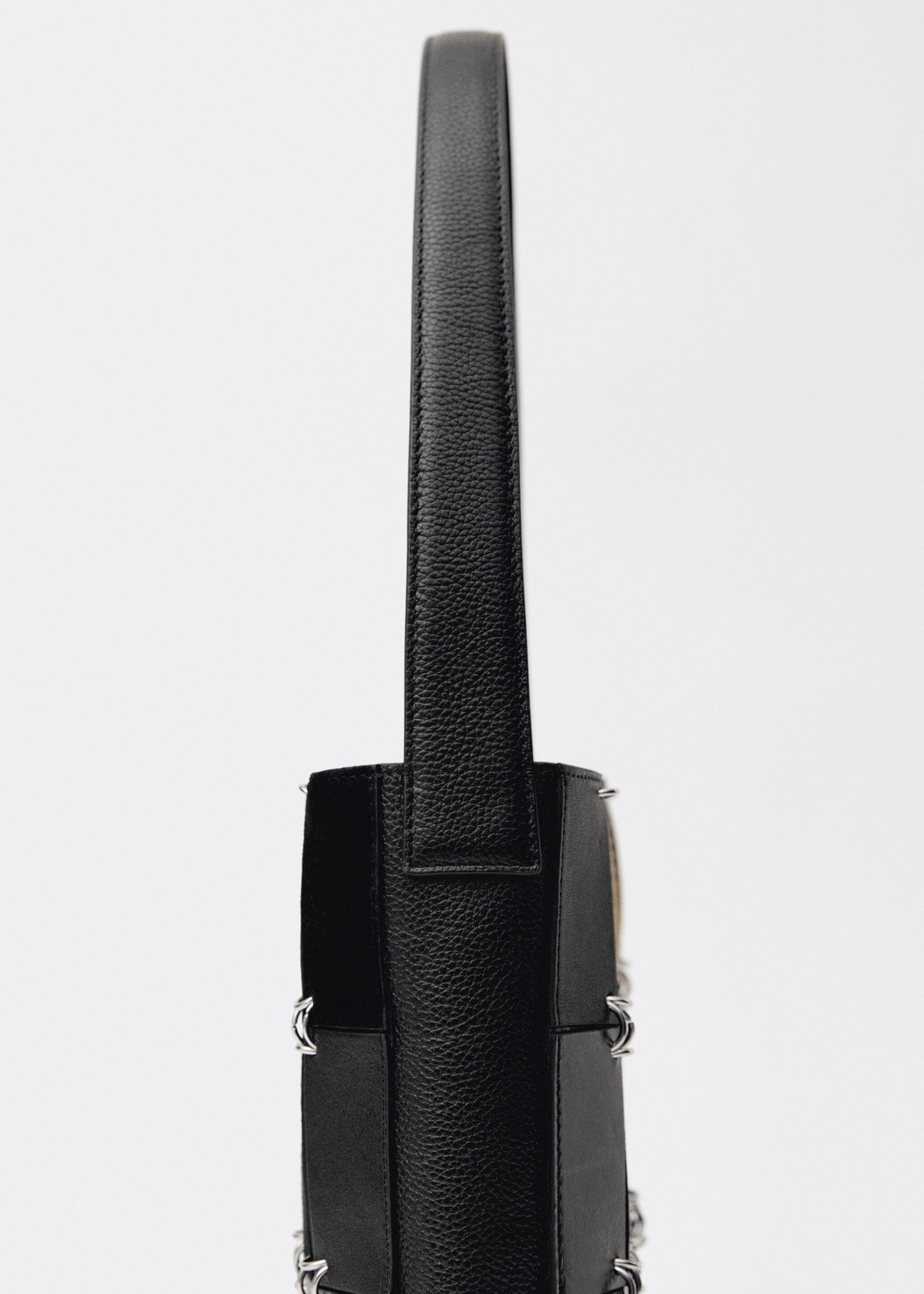 Combined-patchwork leather bag - Details of the article 3, Black. Ref: 87024424-00.