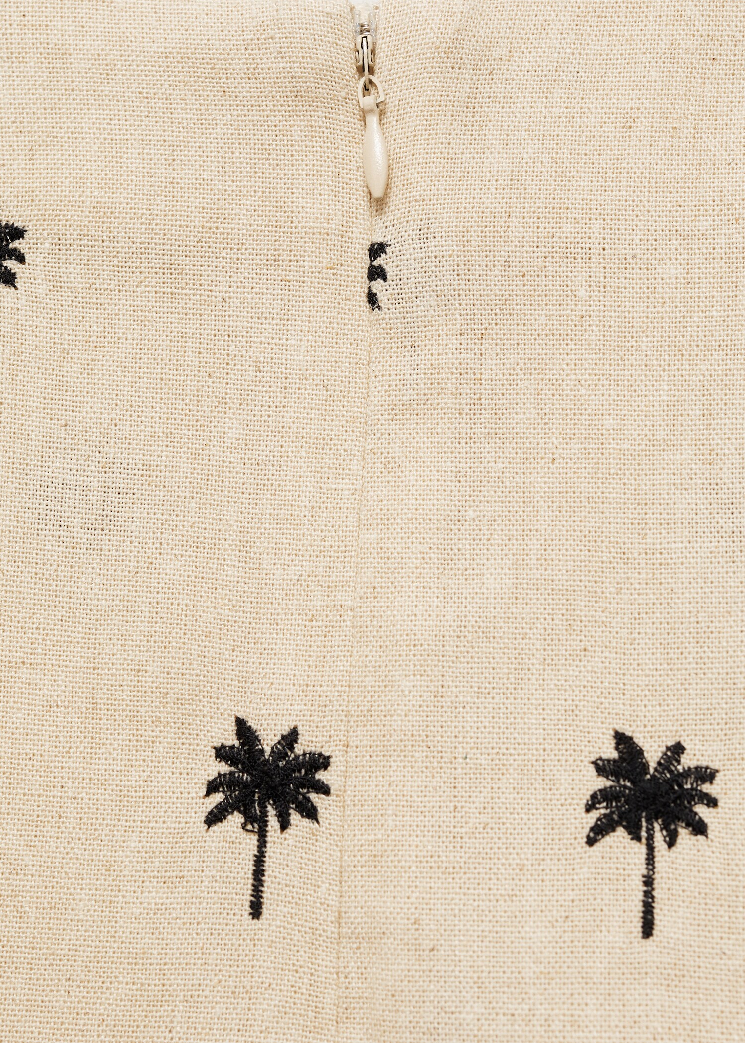 Falda evasé bordada - Detalle del artículo 0