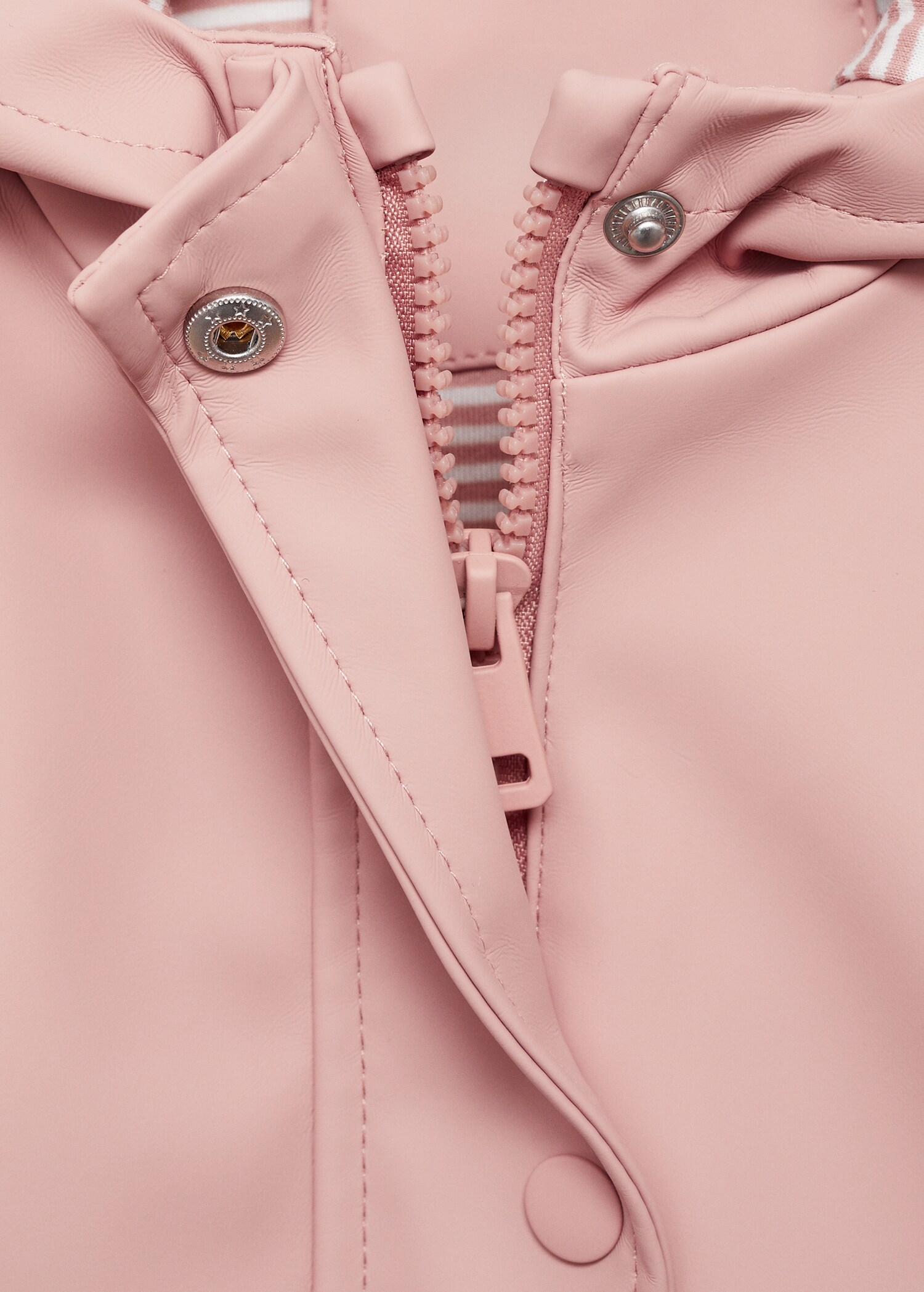 Quilted hooded parka - Details of the article 8