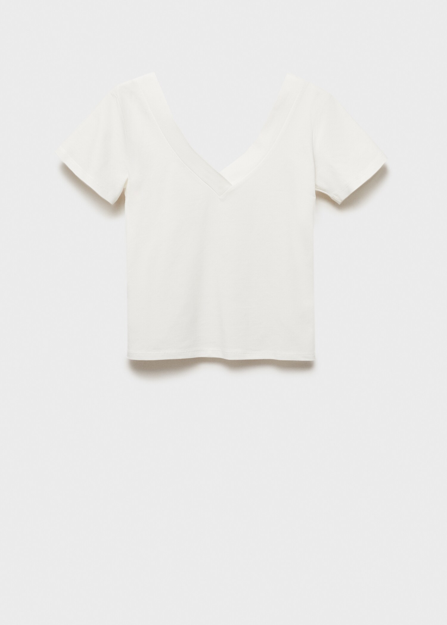 Halter-neck knitted top with fringe detail - Article without model