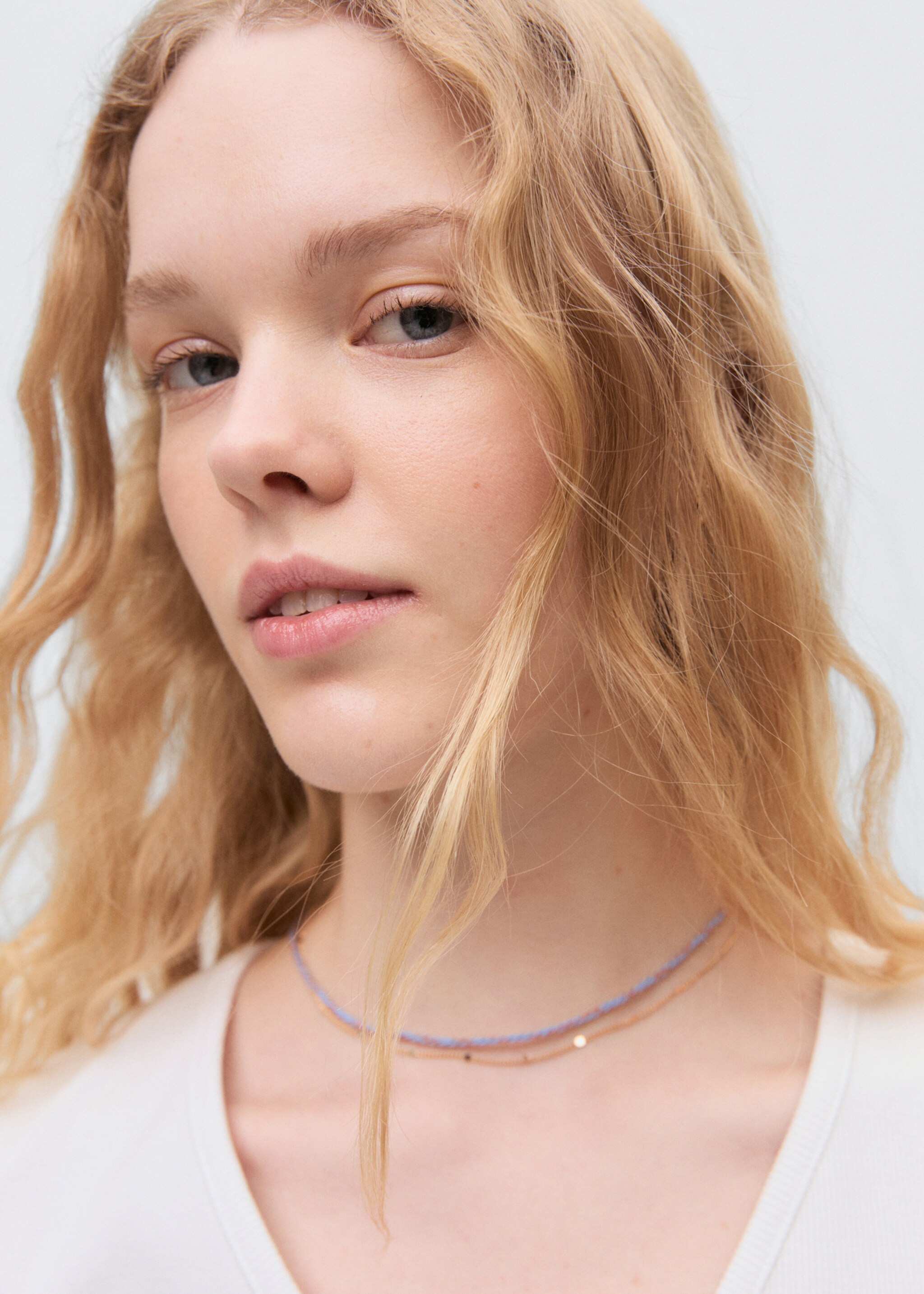 Samarreta detall costura - Detall de l'article 1, Blanc trencat. Ref: 87024790-00.