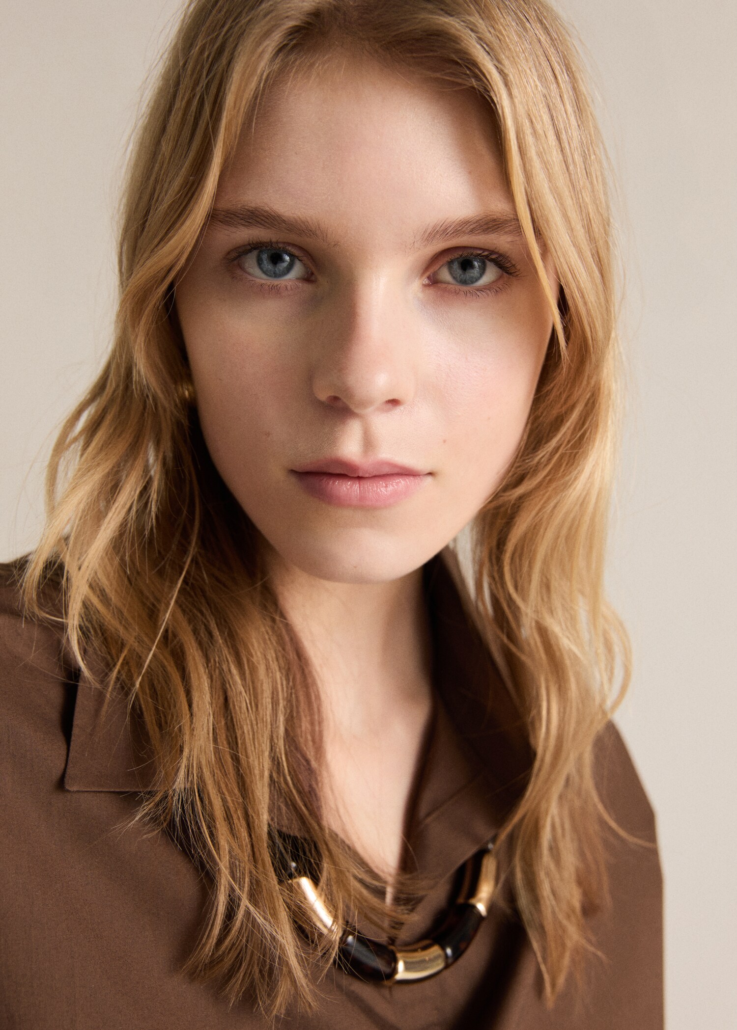 Rak skjorta i 100 % bomull - Detaljer om artikeln 1