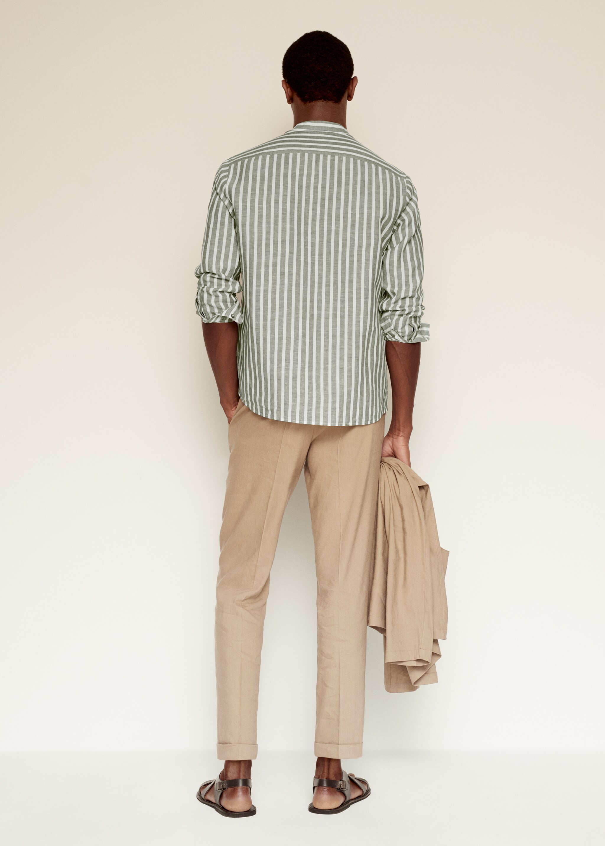 Camisa regular fit lino rayas  - Reverso del artículo
