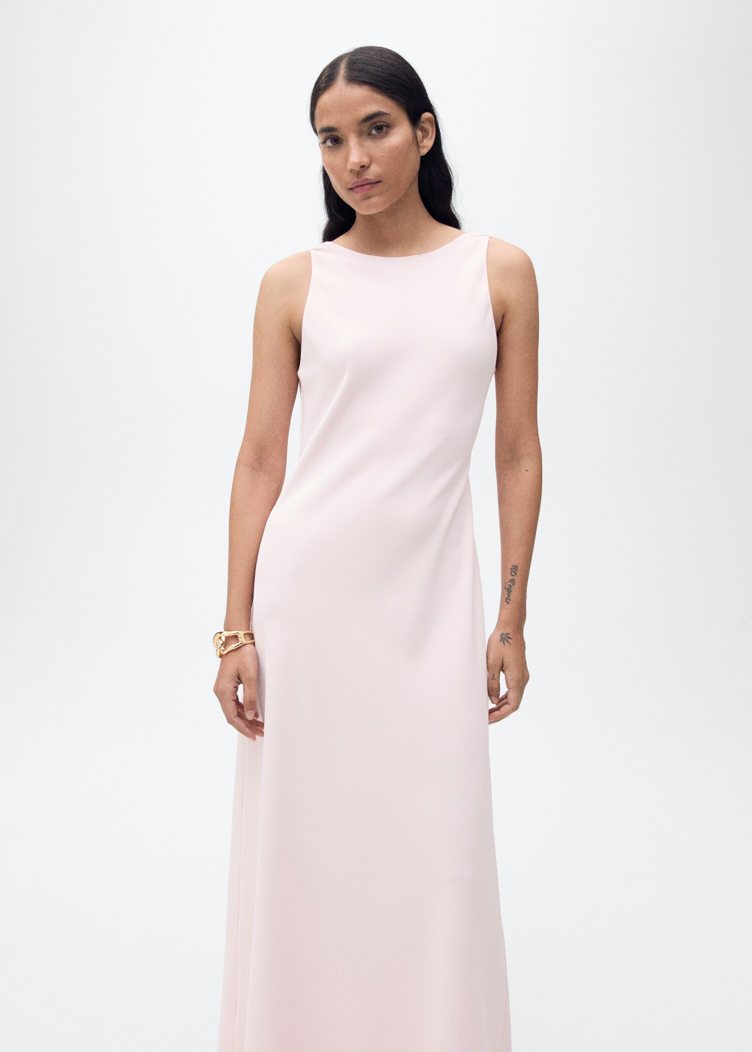Satin dress with draped back - Medium plane