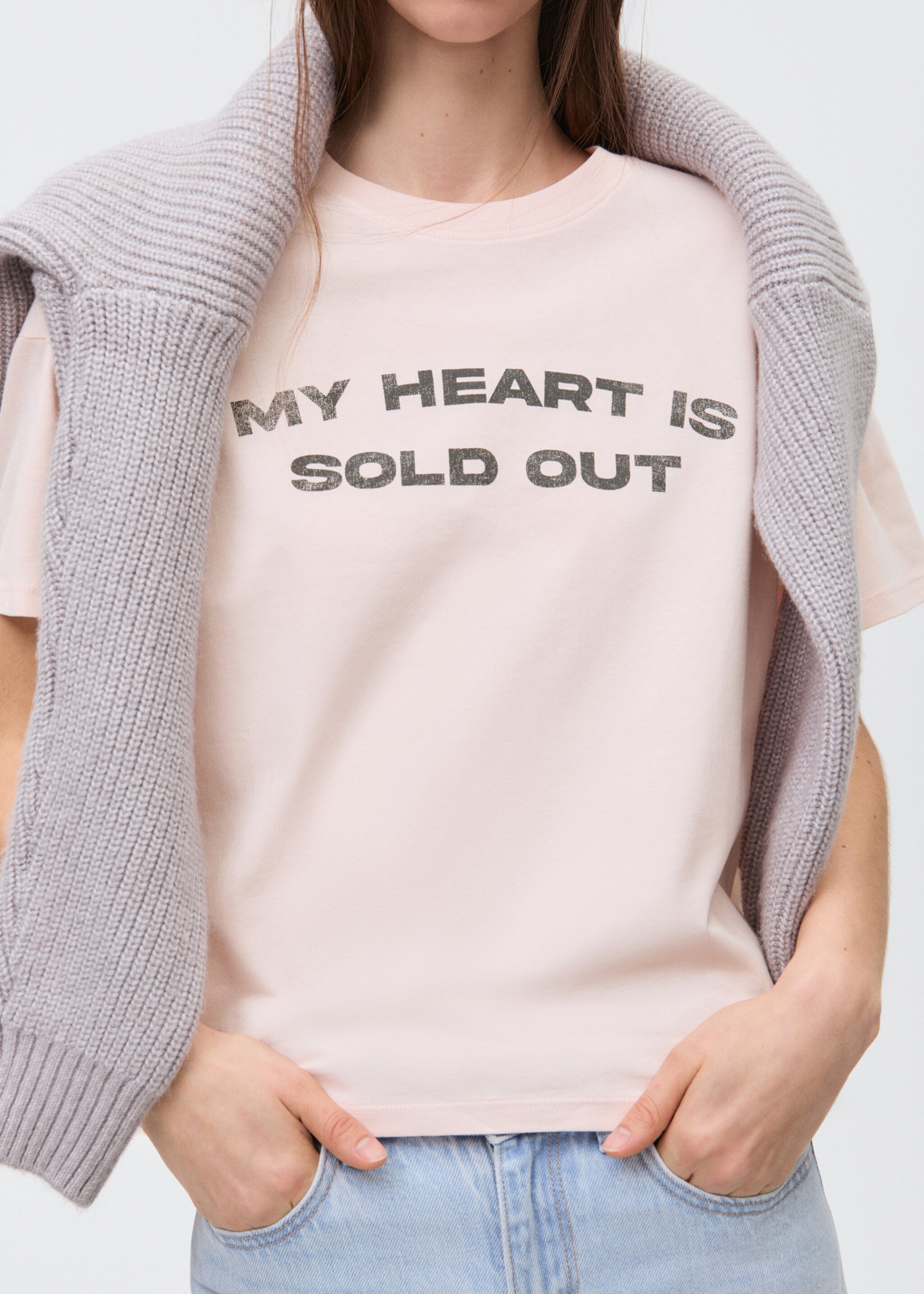 Short-sleeved t-shirt with message - Details of the article 6, Pastel Pink. Ref: 87025732-00.