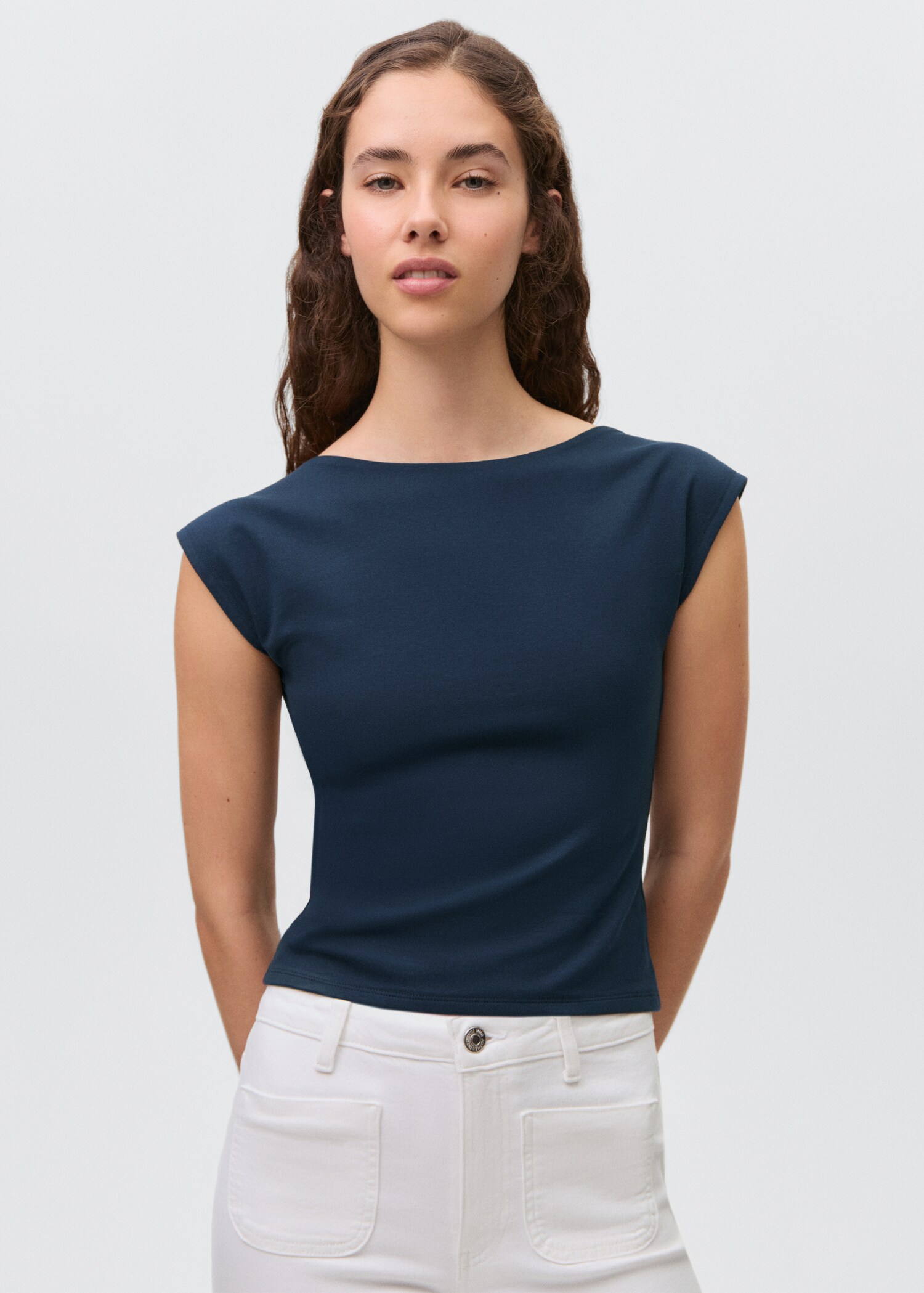 T-shirt with open back - Medium plane