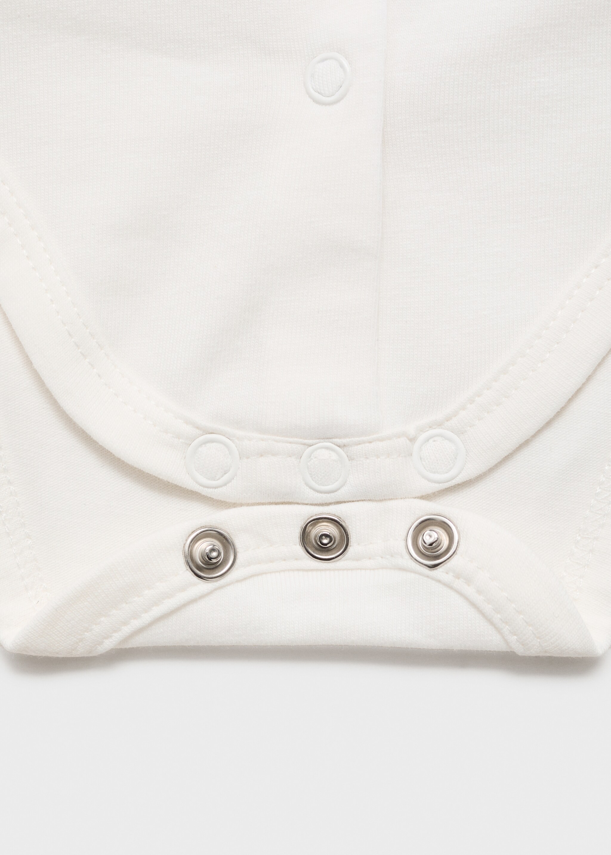 Baumwoll-Body mit Bubikragen - Detail des Artikels 0, Cremeweiß. Ref: 87025741-00.