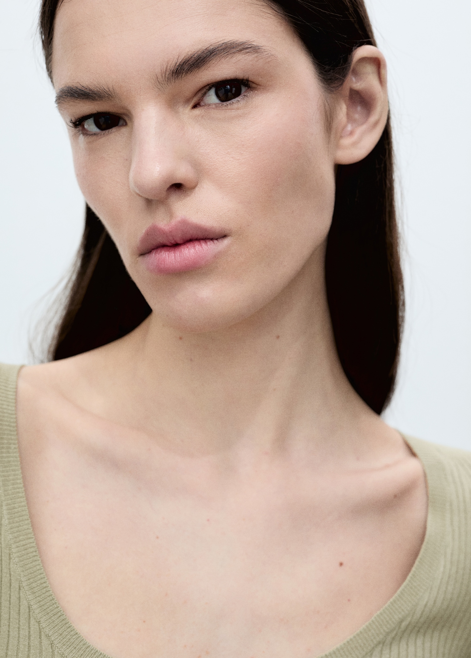 Knitted ribbed sweater - Details of the article 1