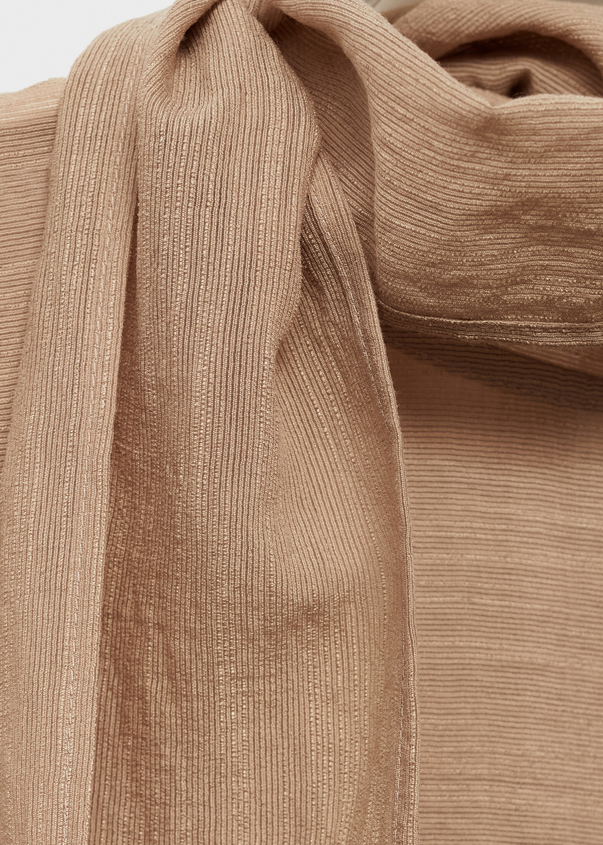 Bluzka z teksturą i szalikiem - Szczegóły artykułu 8, Brązowy. Ref: 87025766-00.