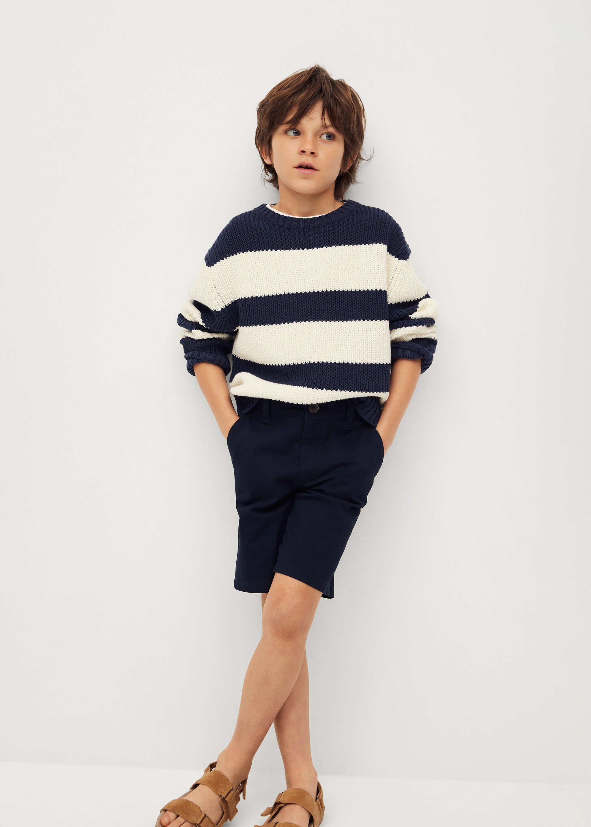 Cotton chino style Bermuda shorts - Details of the article 3