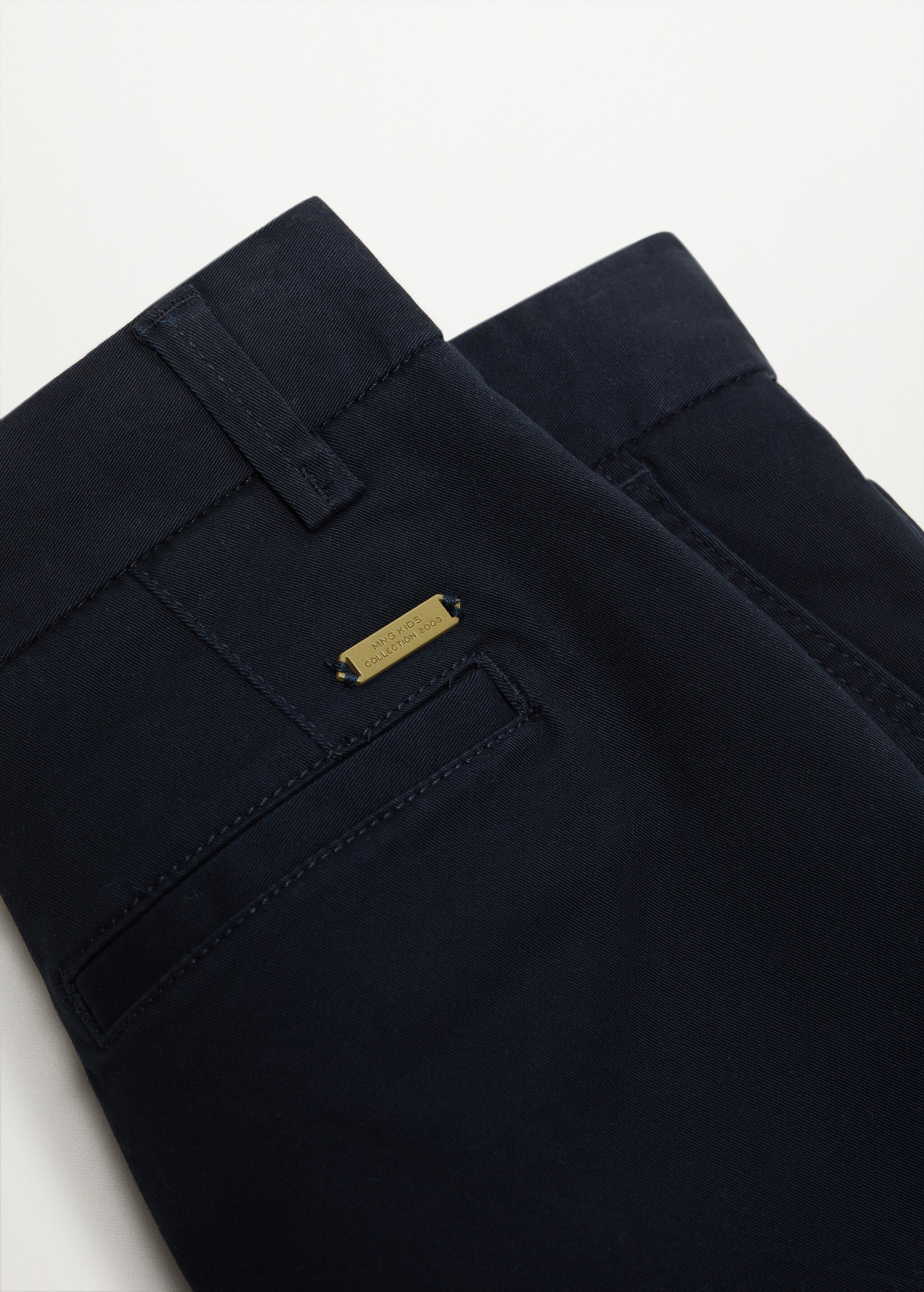 Cotton chino style Bermuda shorts - Details of the article 8