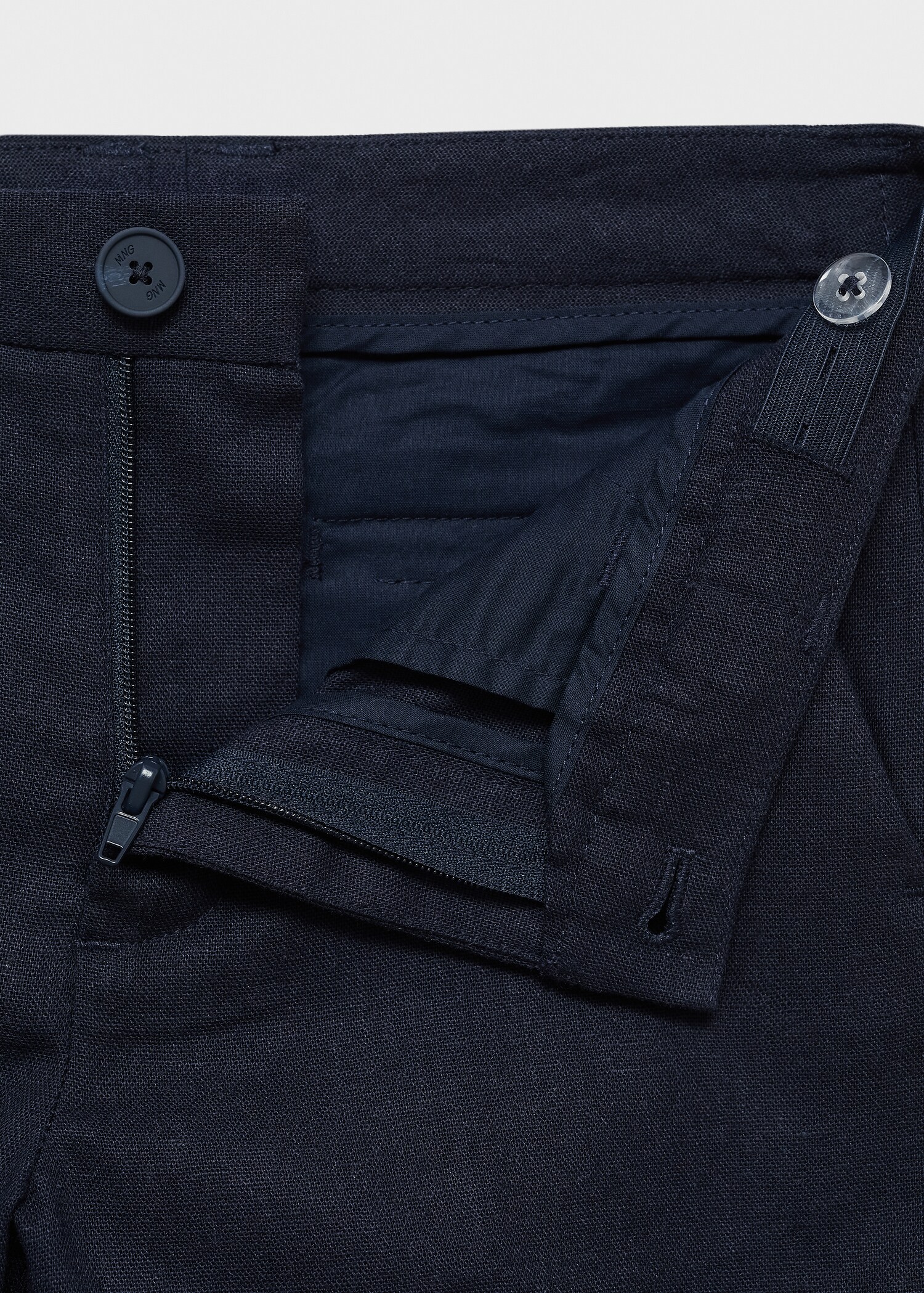 Linen suit trousers - Details of the article 8