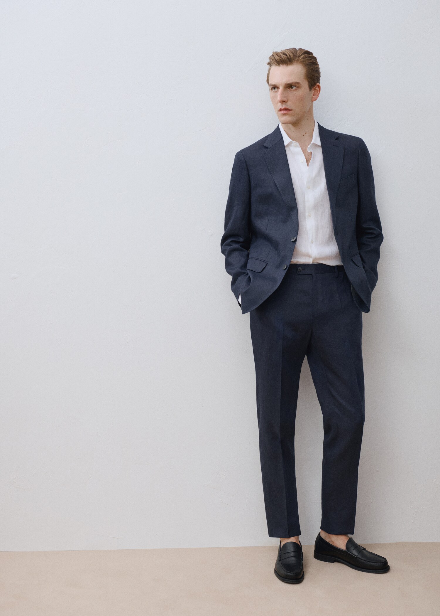 Amalfi 100% linen slim fit suit trousers - Details of the article 5