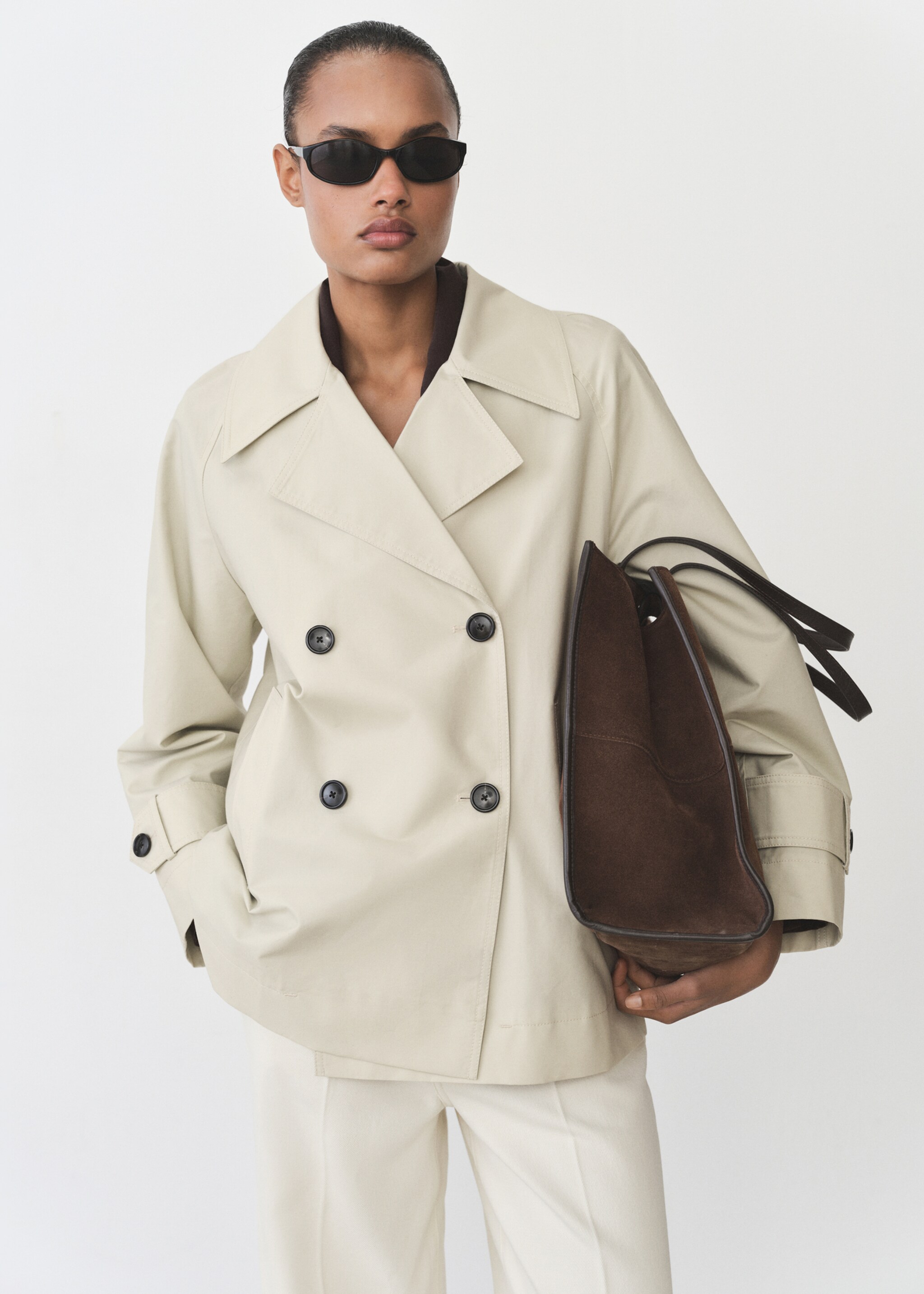 Short double-breasted trench coat - Medium plane, Light/Pastel Grey. Ref: 87025949-00.