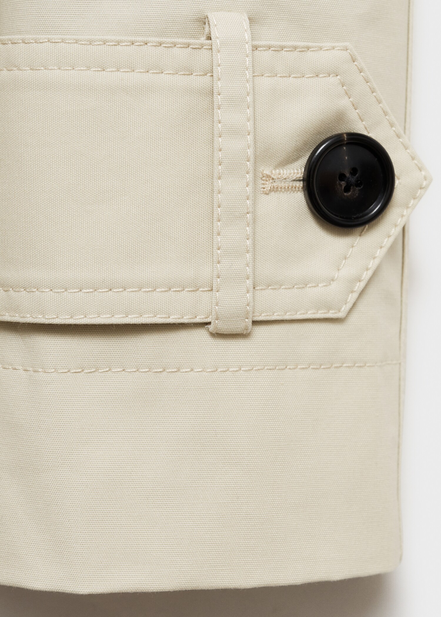 Short double-breasted trench coat - Details of the article 0