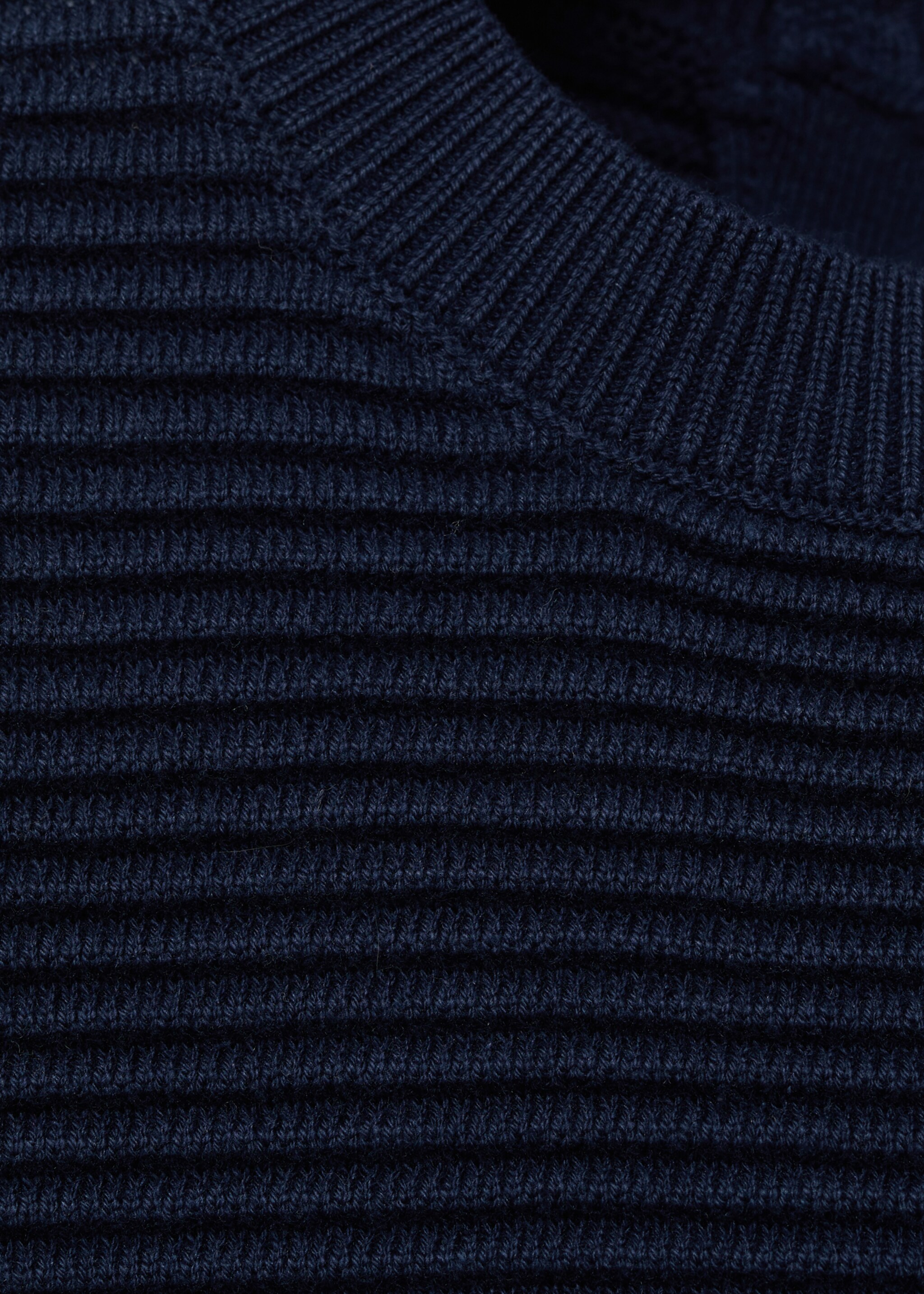 Cotton-knitted embossed sweater - Details of the article 8, Dark Navy. Ref: 87025951-00.