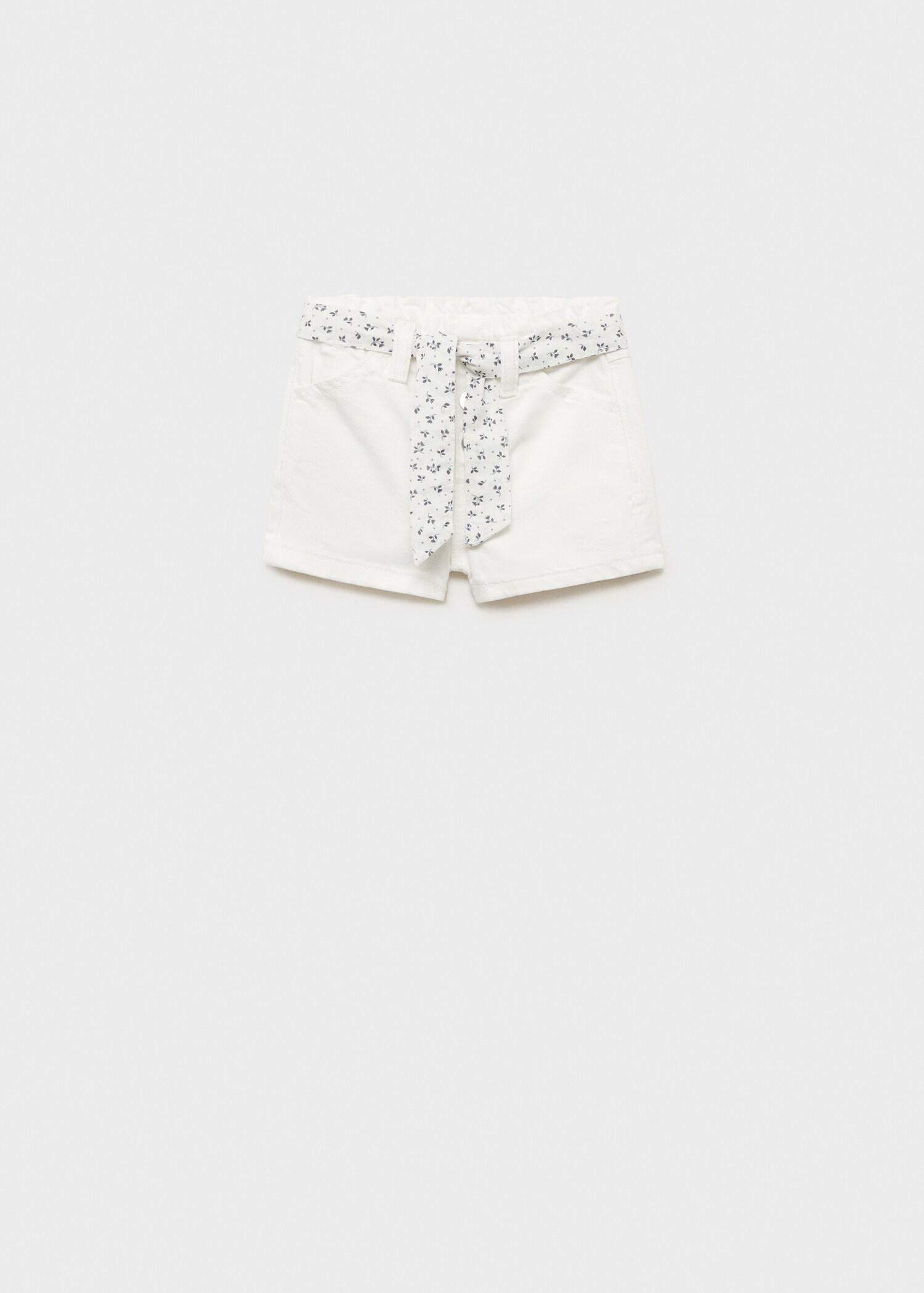 Denim shorts with belt - Article without model