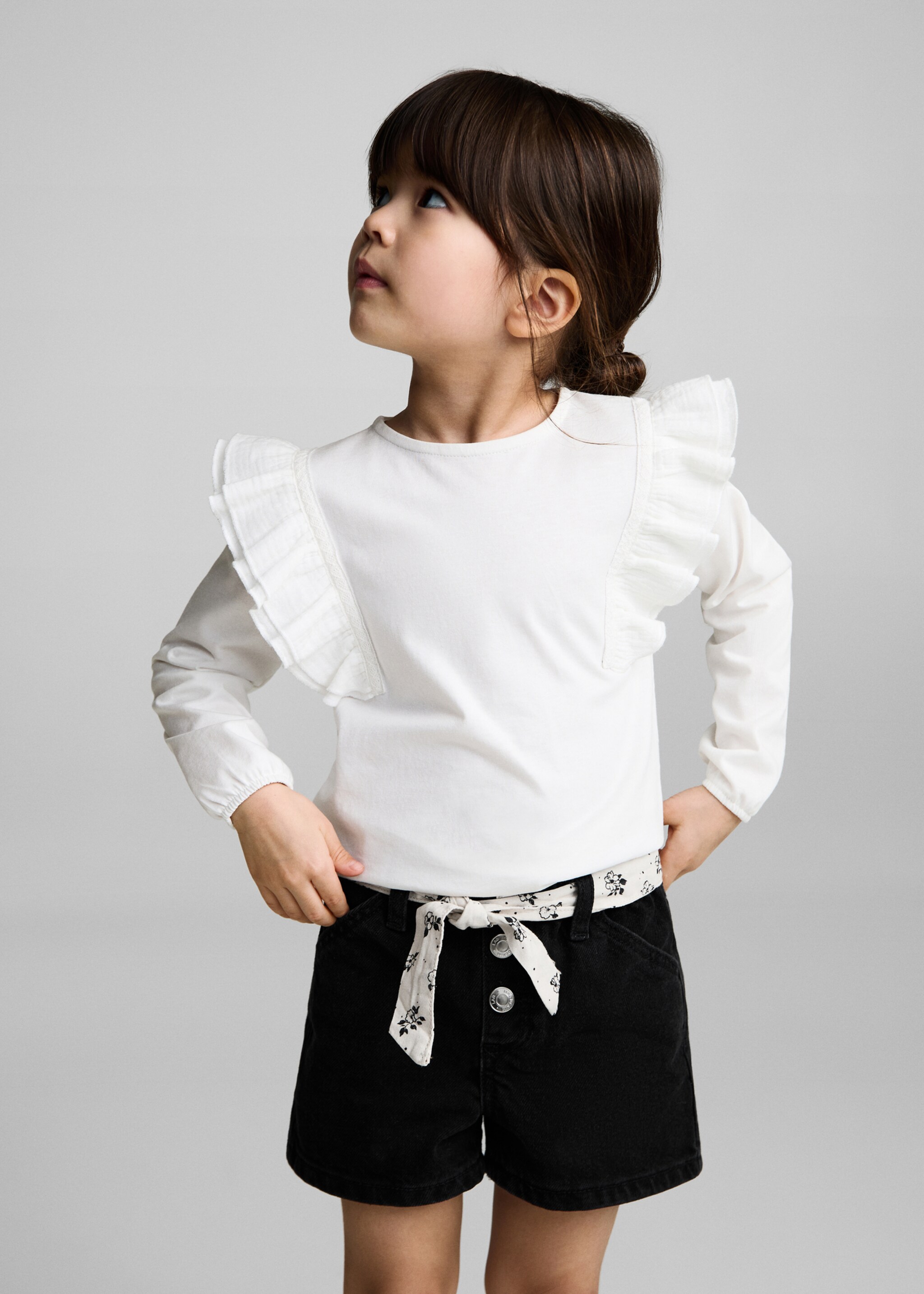 Denim shorts with belt - Medium plane, Black denim. Ref: 87025955-00.