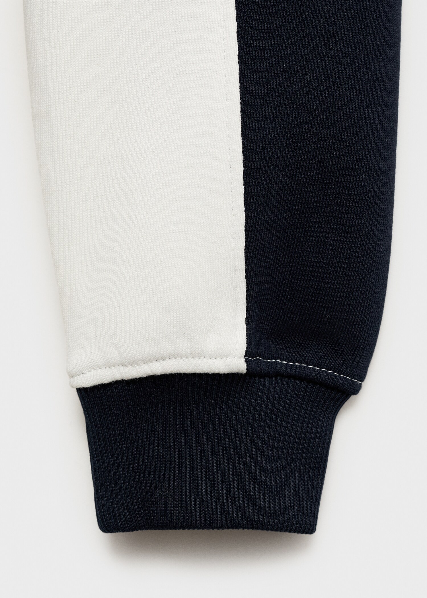Striped hooded sweatshirt - Details of the article 0