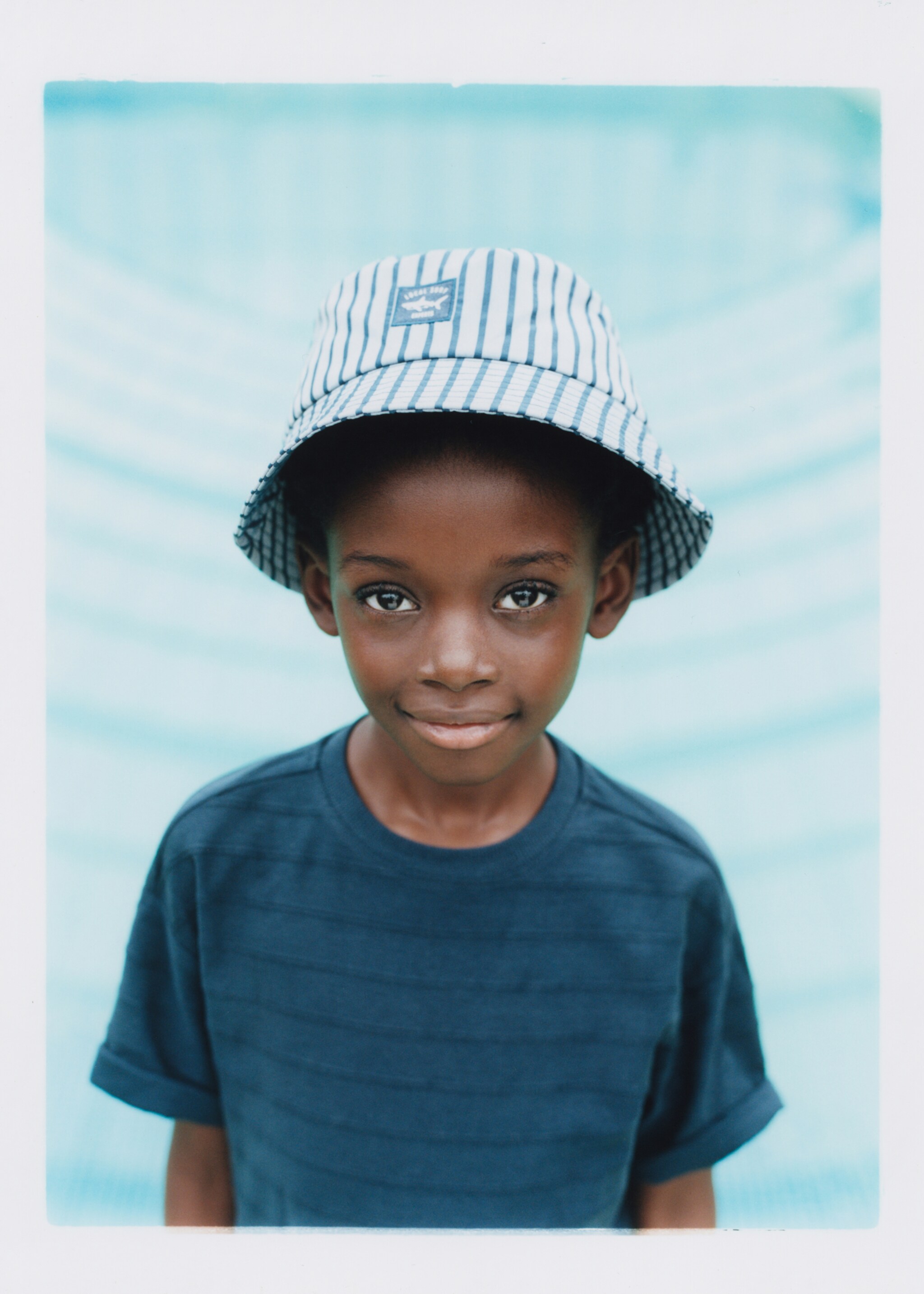 Gestreifter Bucket Hat - Detail des Artikels 5, Blau. Ref: 87025974-00.