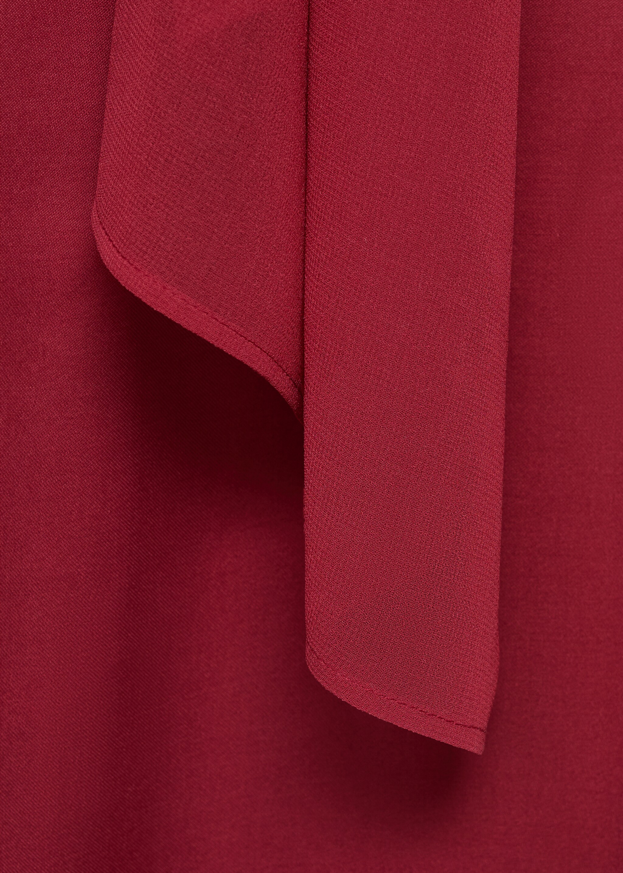 Satin halter neck dress - Details of the article 8, Maroon. Ref: 87026364-00.