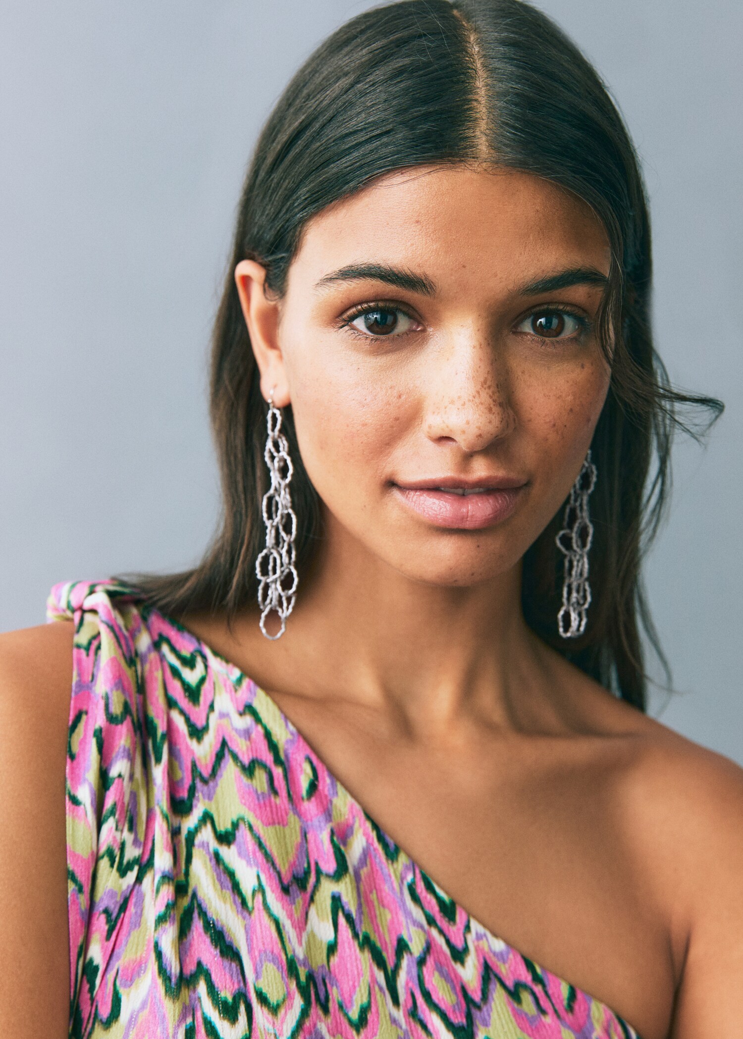 Bedrucktes Kleid mit Taillenband - Detail des Artikels 1