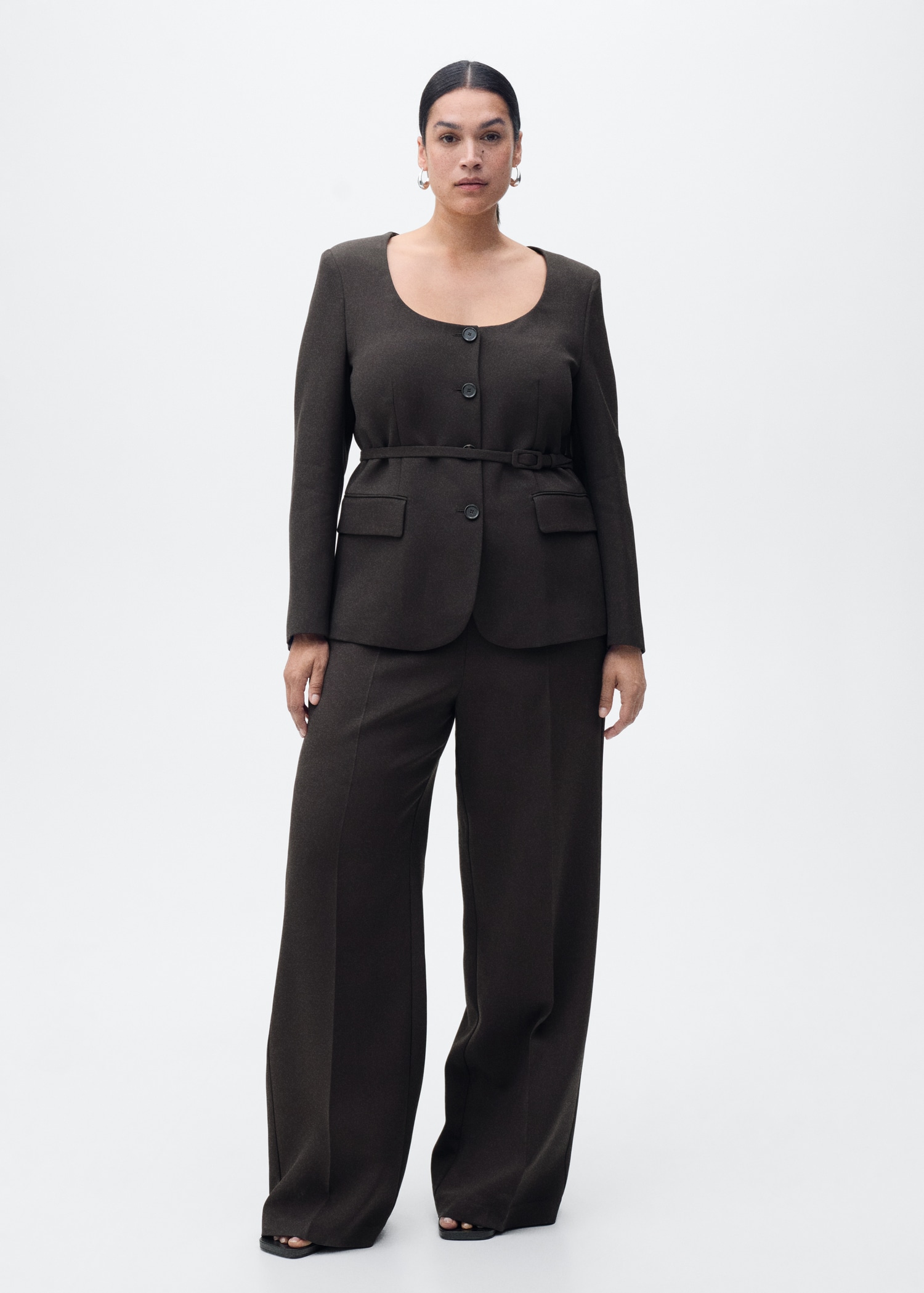 Suit jacket with belt - Details of the article 3