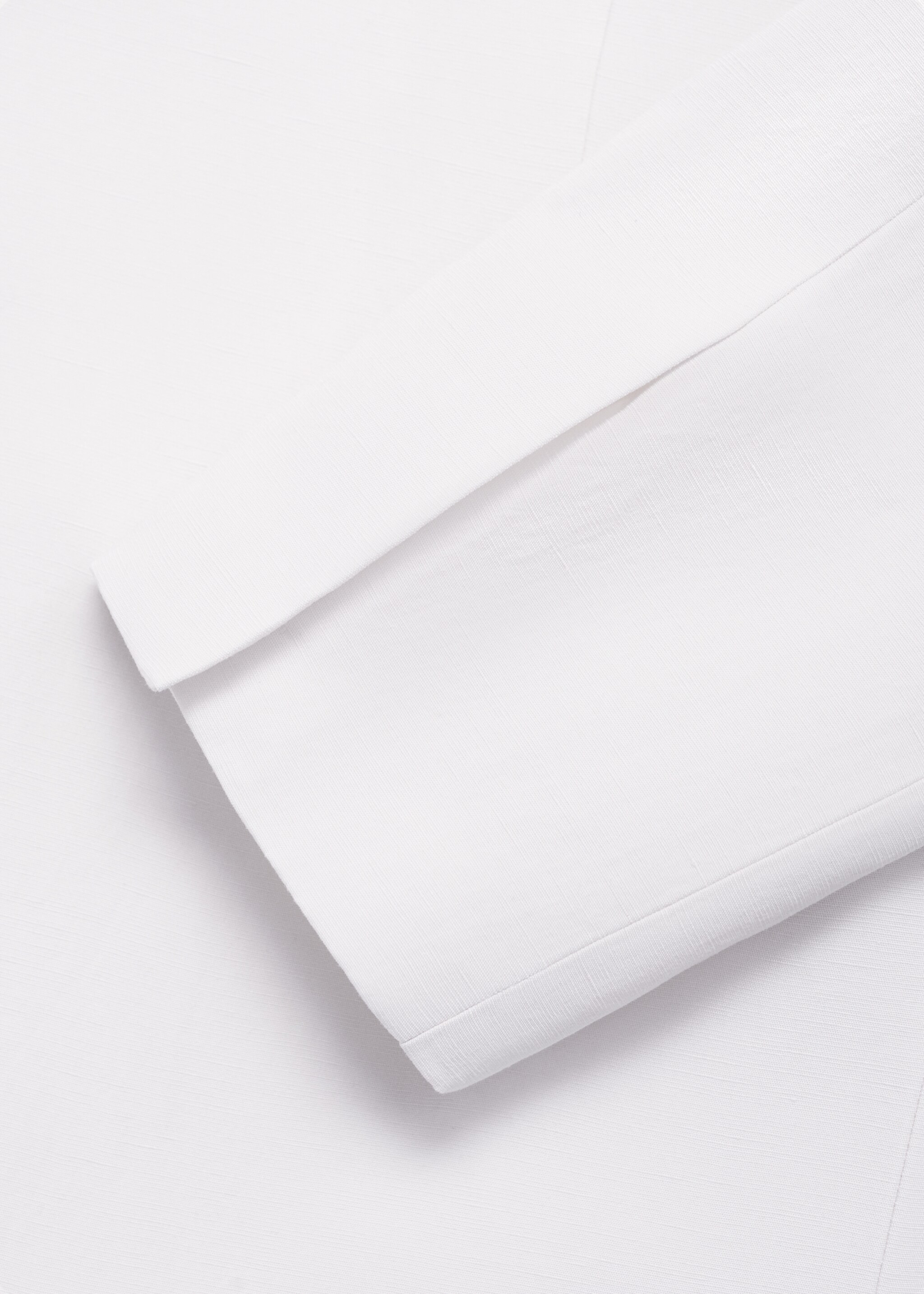 Lyocell and linen-blend jacket - Details of the article 8, Ecru. Ref: 87026375-00.