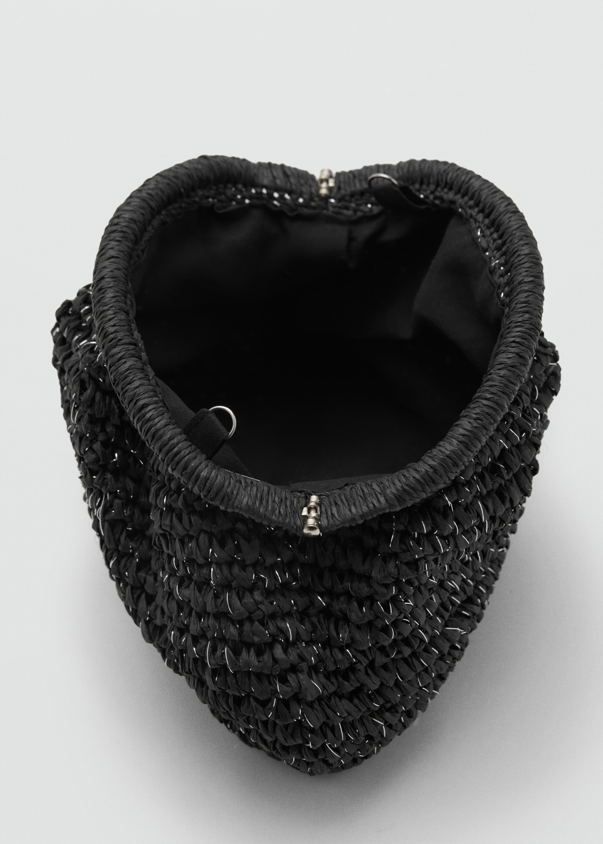 Clutchväska i naturfiber - Detaljer om artikeln 2, Svart. Ref: 87026724-00.