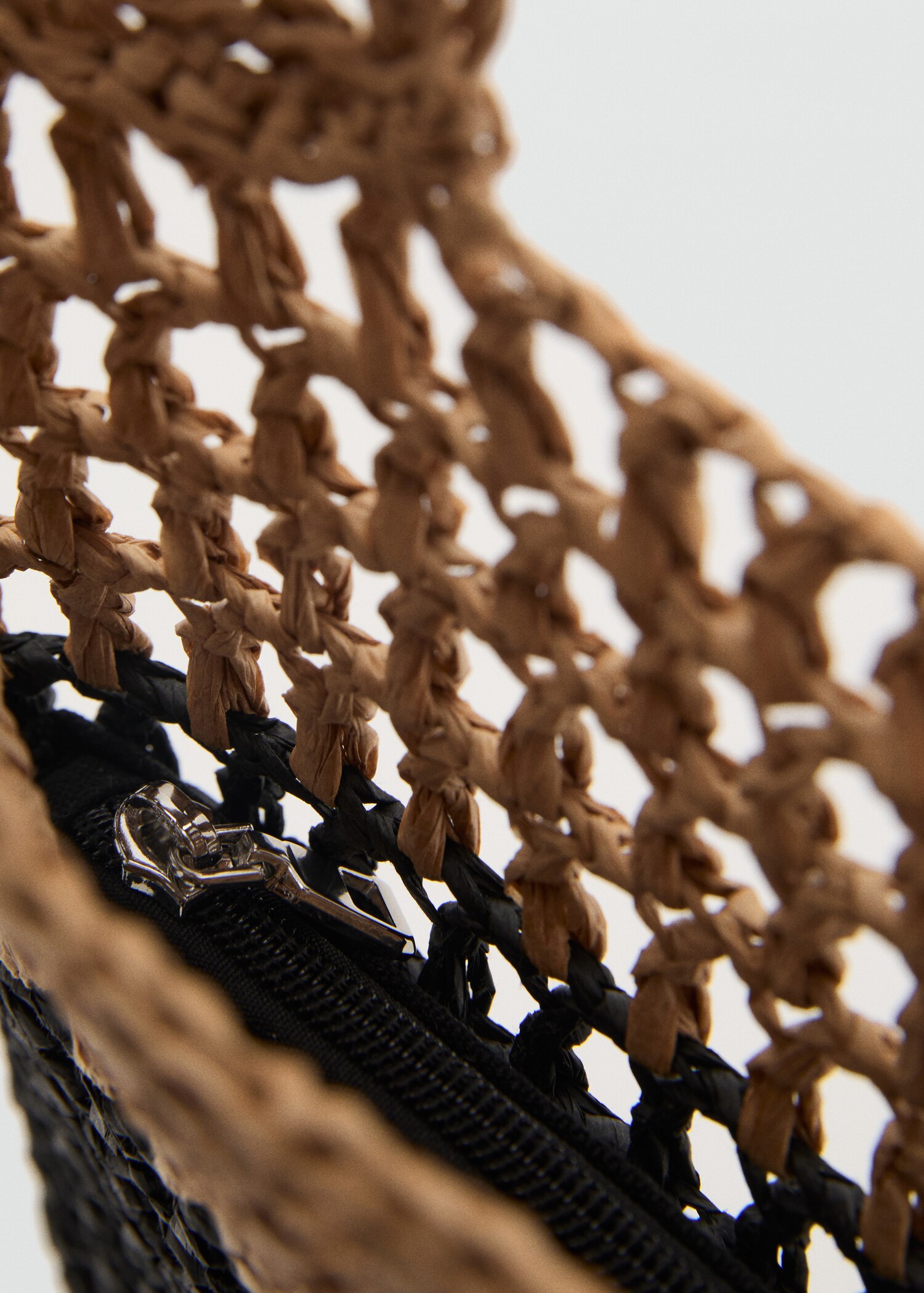 Crochet handbag - Details of the article 2
