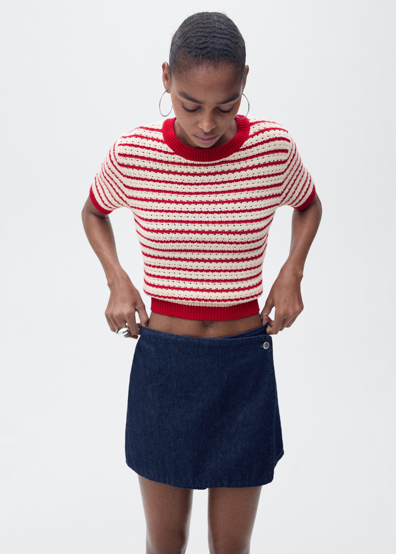 Striped short-sleeved crochet sweater - Details of the article 1