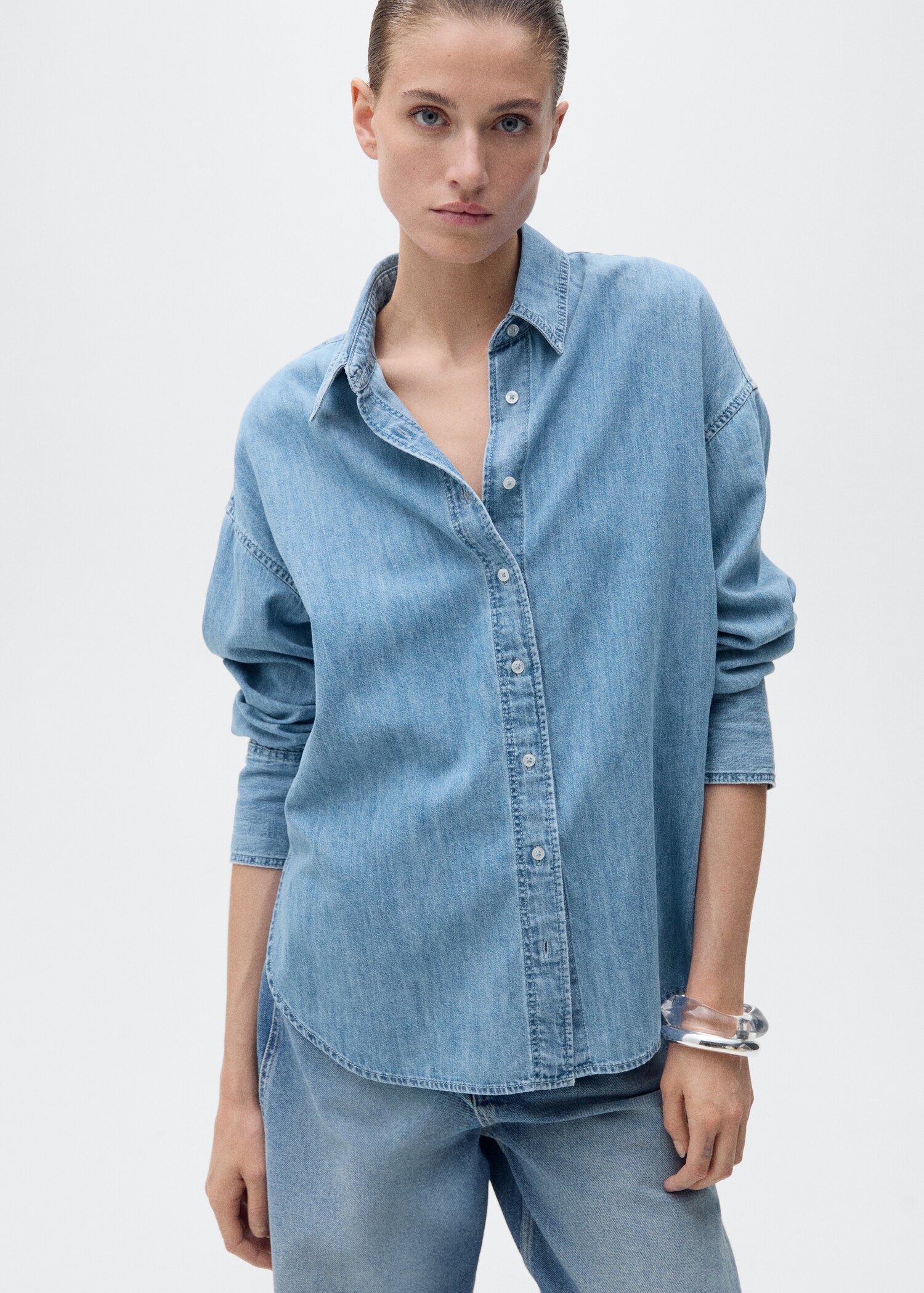 Chemise denim oversize - Plan moyen
