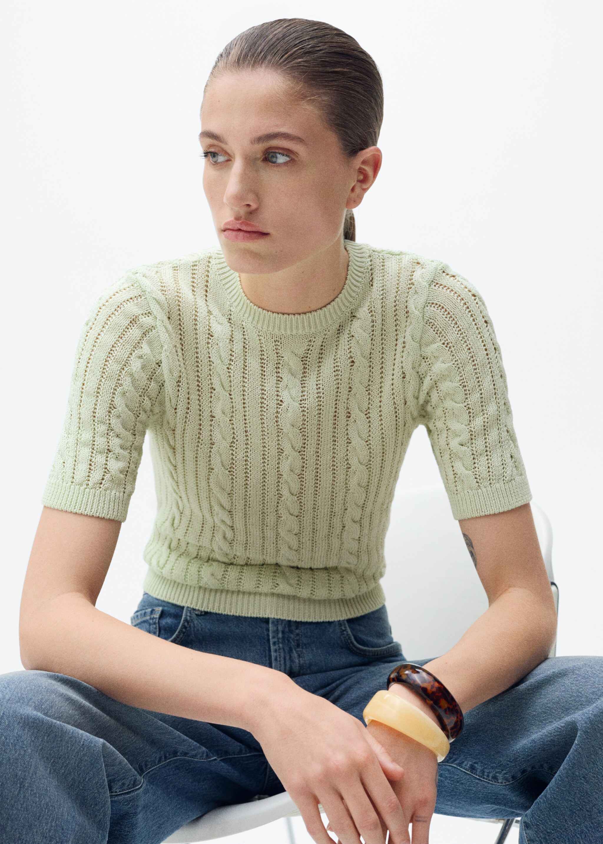 Short-sleeved cable-knit sweater - Details of the article 2, Pastel Green. Ref: 87027193-00.