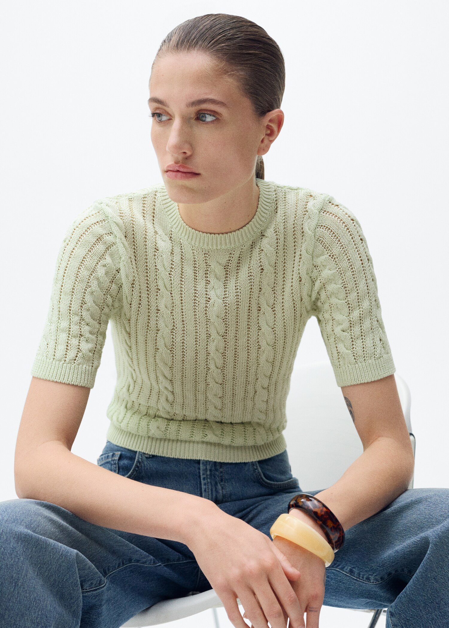 Short-sleeved cable-knit sweater - Details of the article 2